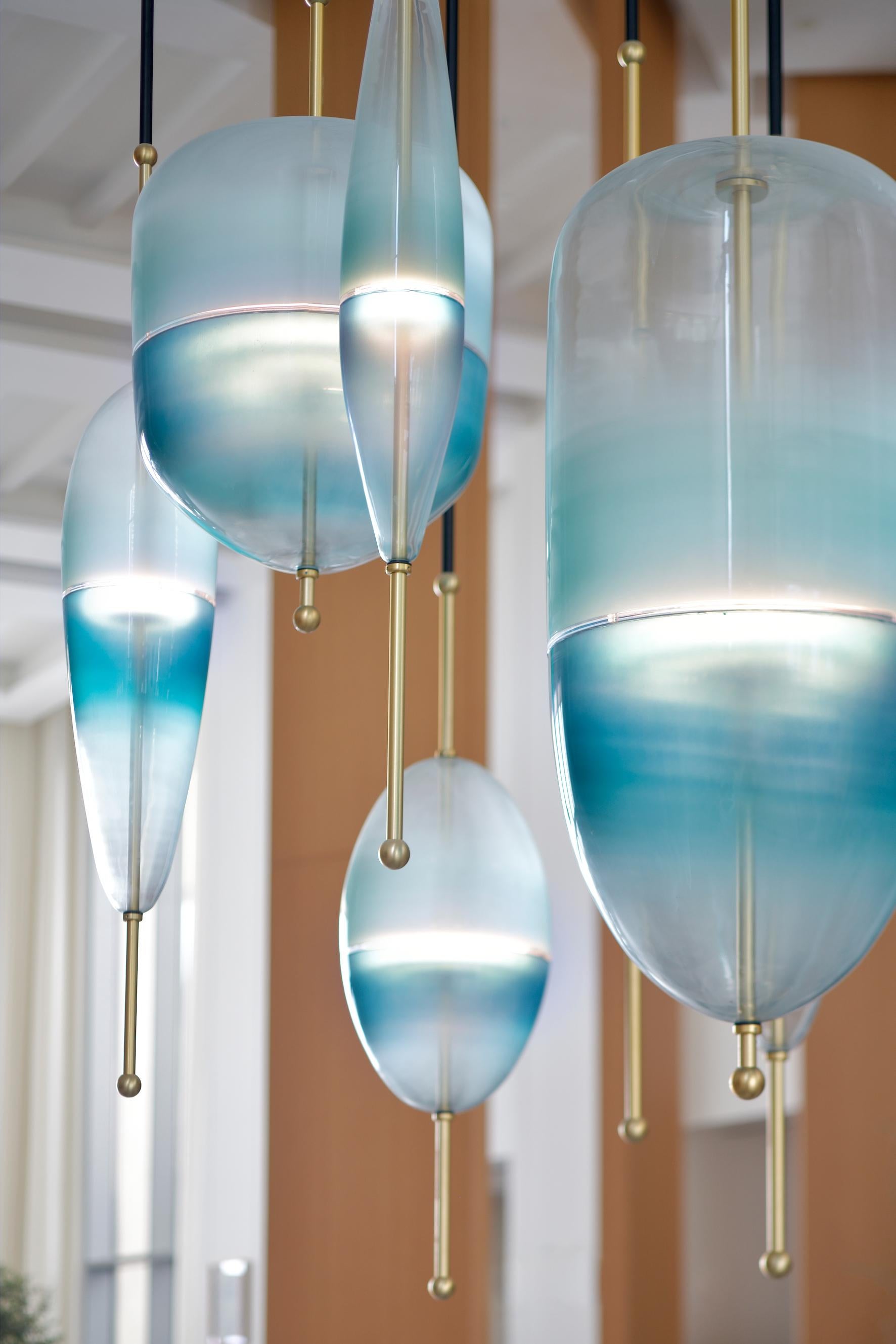 Flow[T] S3 by Nao Tamura — Murano Blown Glass Pendant Lamp In New Condition For Sale In London, GB