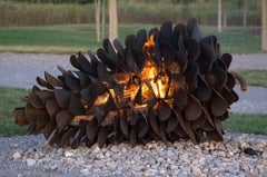 Cono de fuego 22-684 -escultura figurativa, oxidada, de acero corten, para hoguera exterior