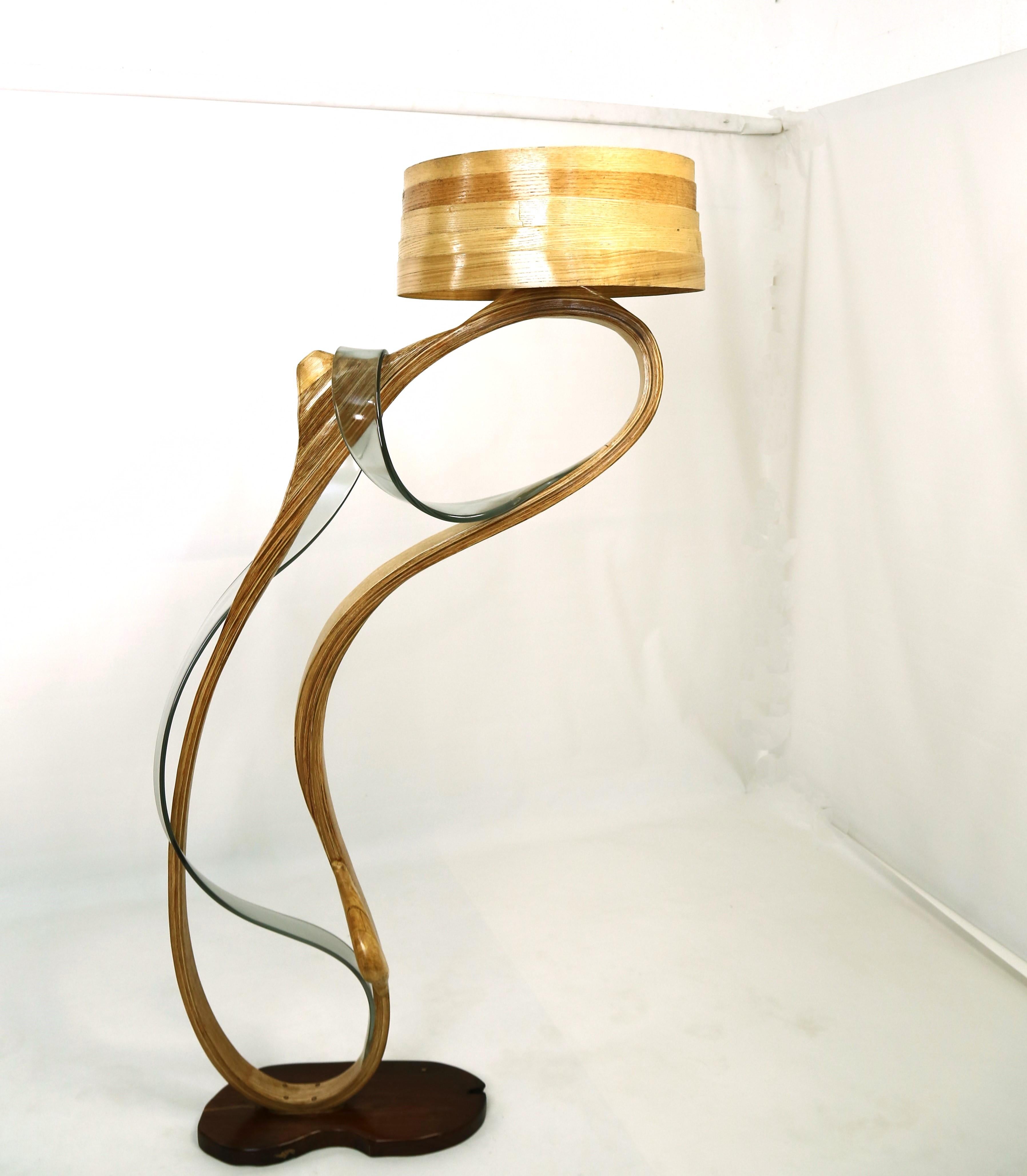 Organic Modern Fluctus Floor Lamp by Raka Studio x Hamdi Studio - Ash Wood and Clear Resin For Sale