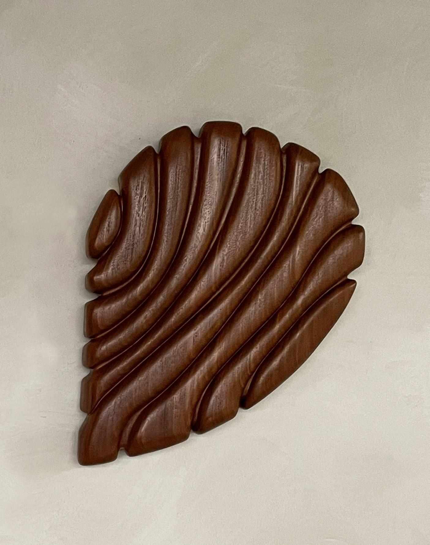 Fluentem Creatura Afrormosia Wall Sculpture by Eline Baas
Limited Edition of 3 pieces.
Dimensions: D 5 x W 35 x H 45 cm.
Materials: Solid oiled Afrormosia wood.

STUDIO ELINE BAAS is an Amsterdam-based Interior Design studio. 

Whether it is