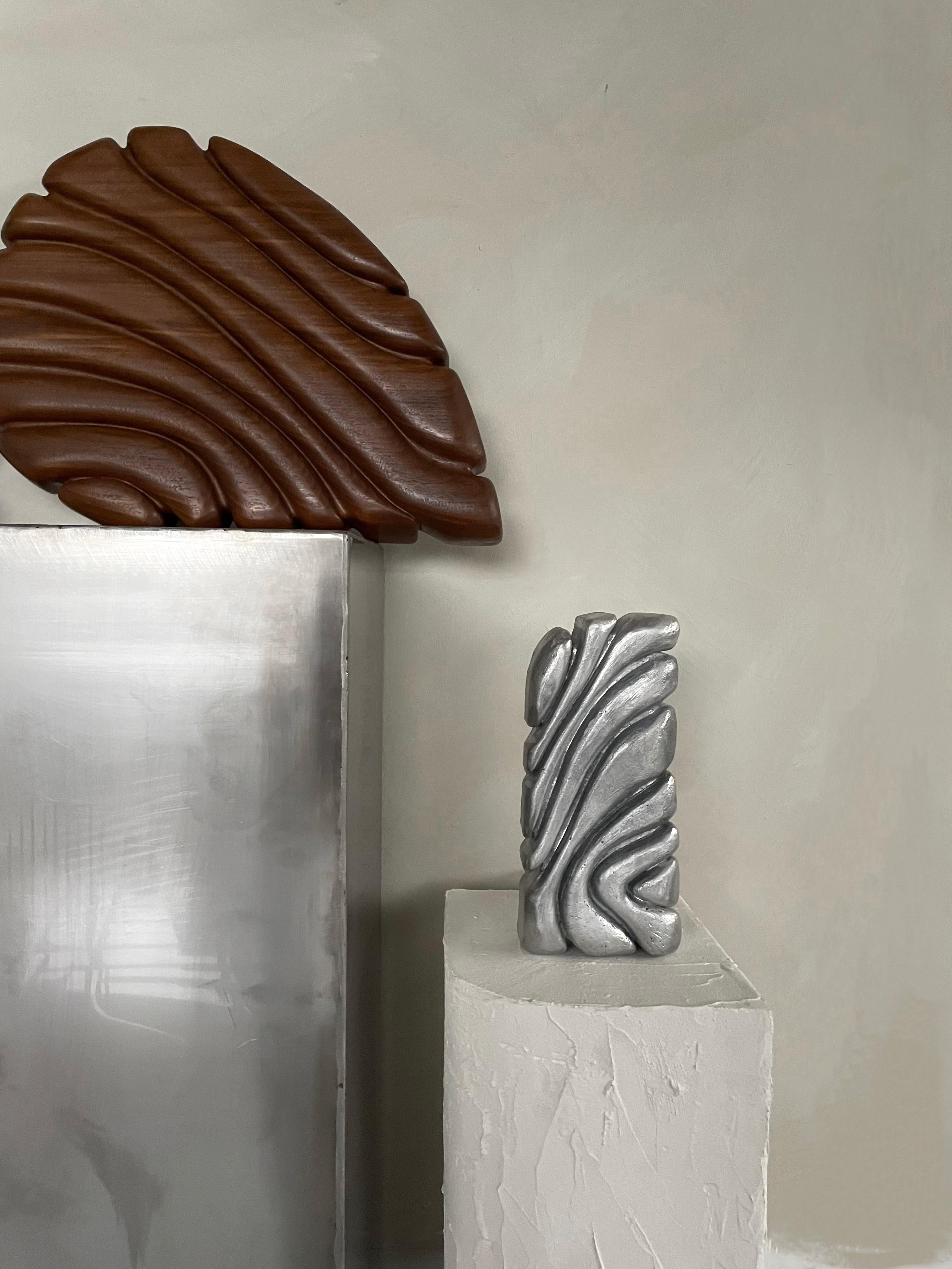 Fluentem Creatura Afrormosia Wall Sculpture by Eline Baas In New Condition For Sale In Geneve, CH