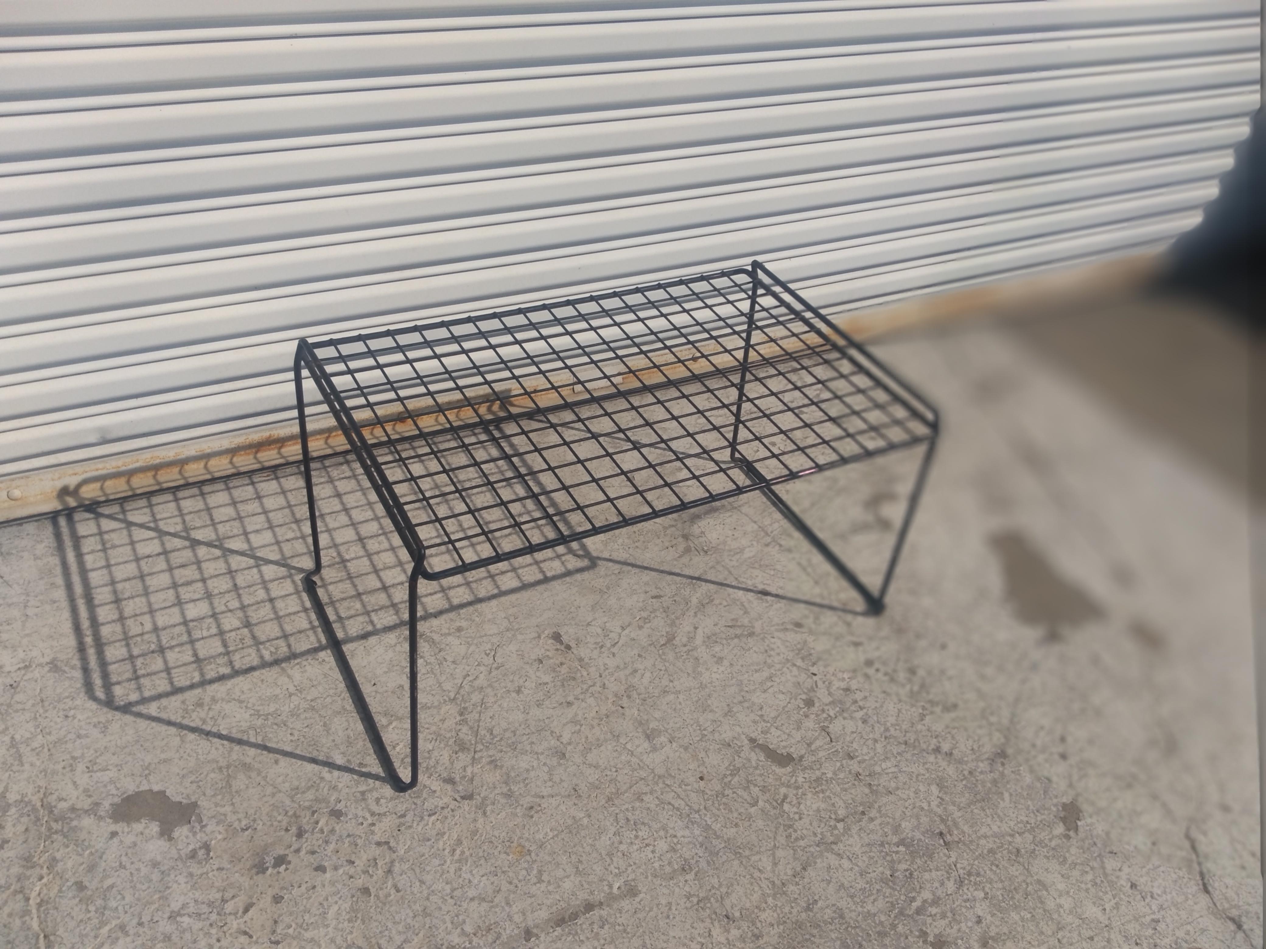 20ième siècle FluerTable basse de style Bertoia à Détroit en vente
