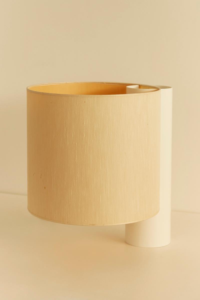 Mid-Century Modern Fluette Lamp For Sale
