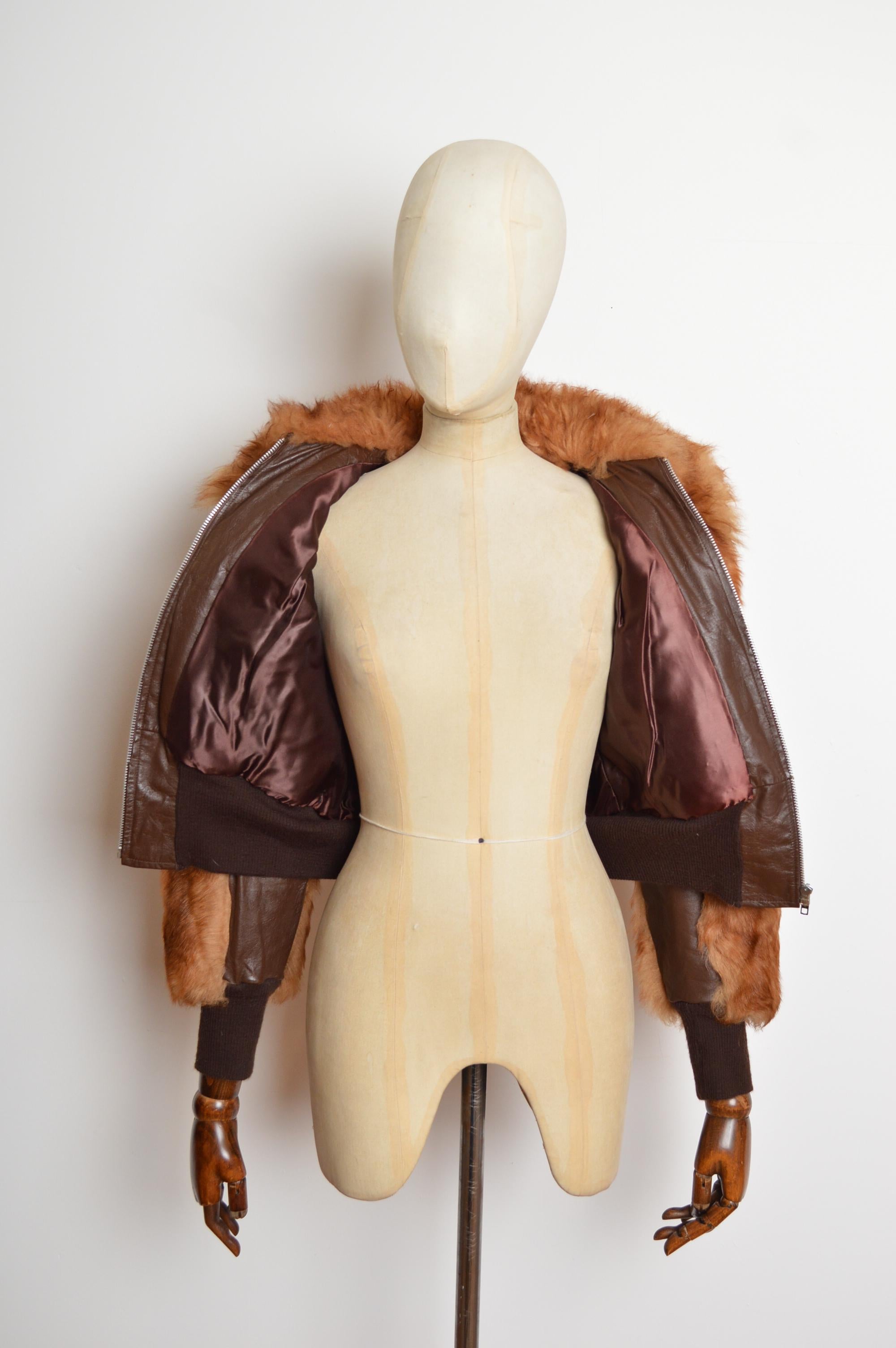 Vaporoso bomber anni '70 in montone Ginger e pelle marrone Cappotto di pelliccia in vendita 7