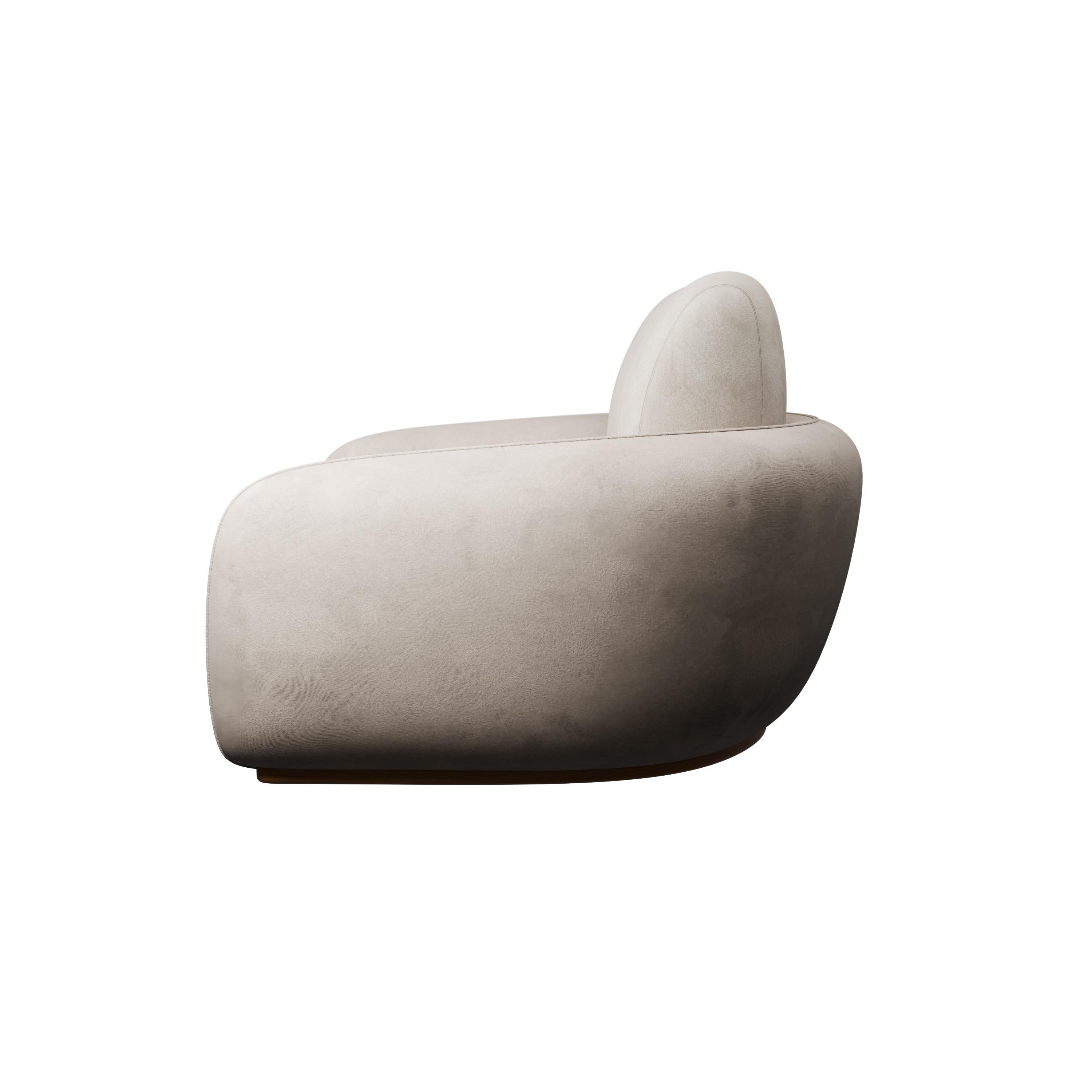 Portuguese Fluffy Cotton Armchair Cream velvet handcrafted by Murmurio For Sale