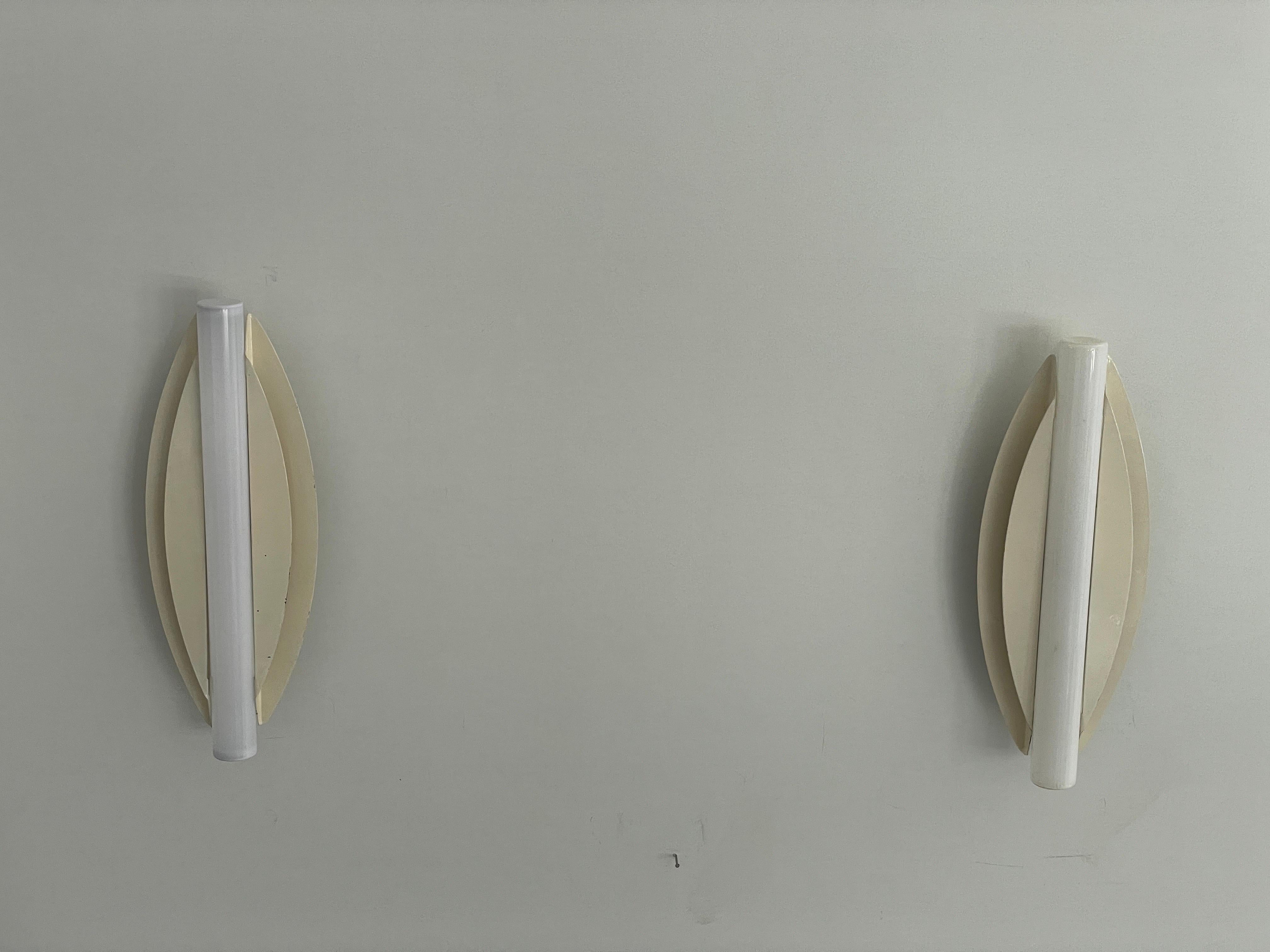 Pareja de apliques fluorescentes de Brendel & Loewig, años 70, Alemania Alemán en venta