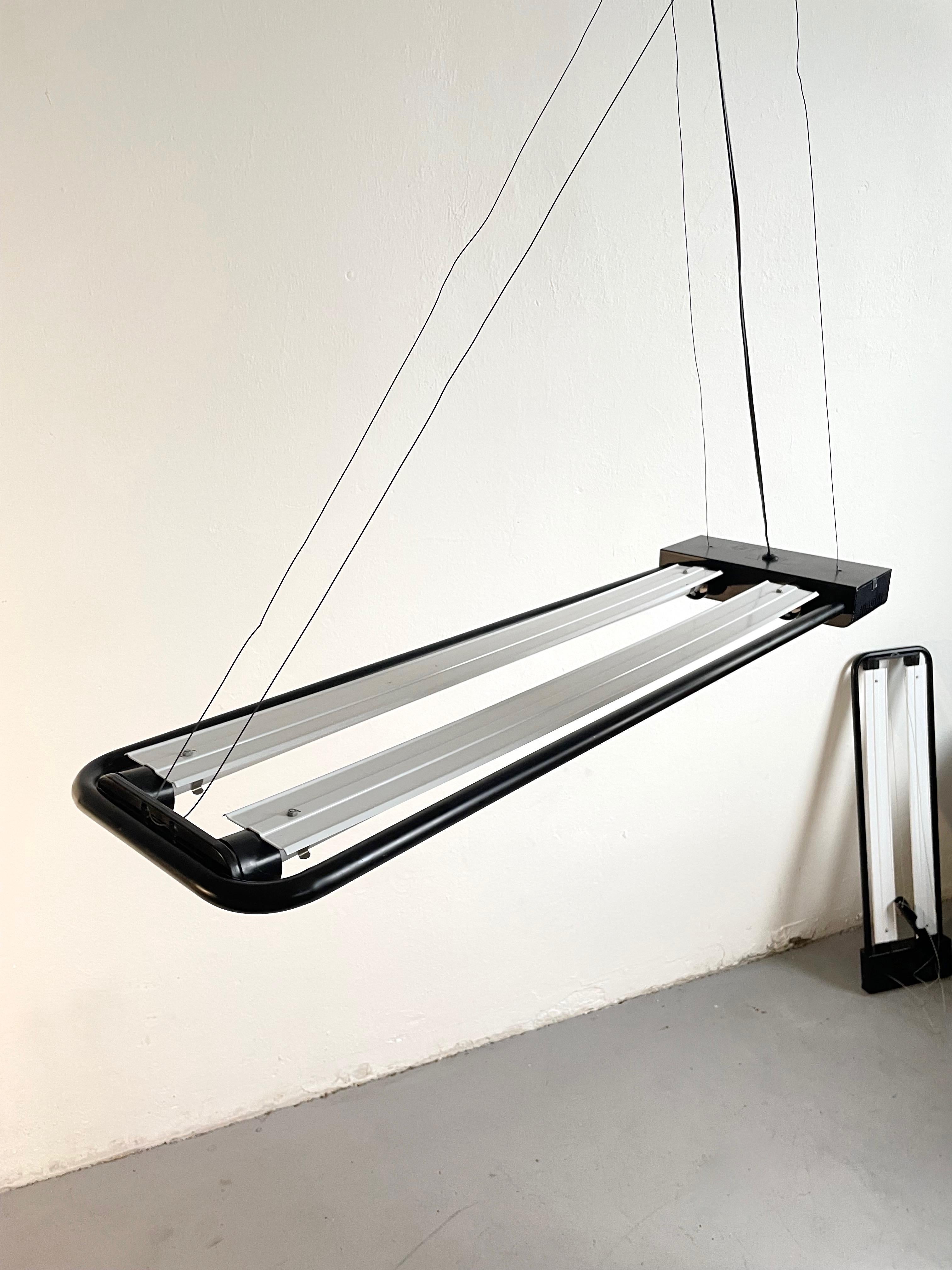 Fluorescent Postmodern Chandelier Pendant Lamp, Gian Nicola Gigante for Zerbetto For Sale 1