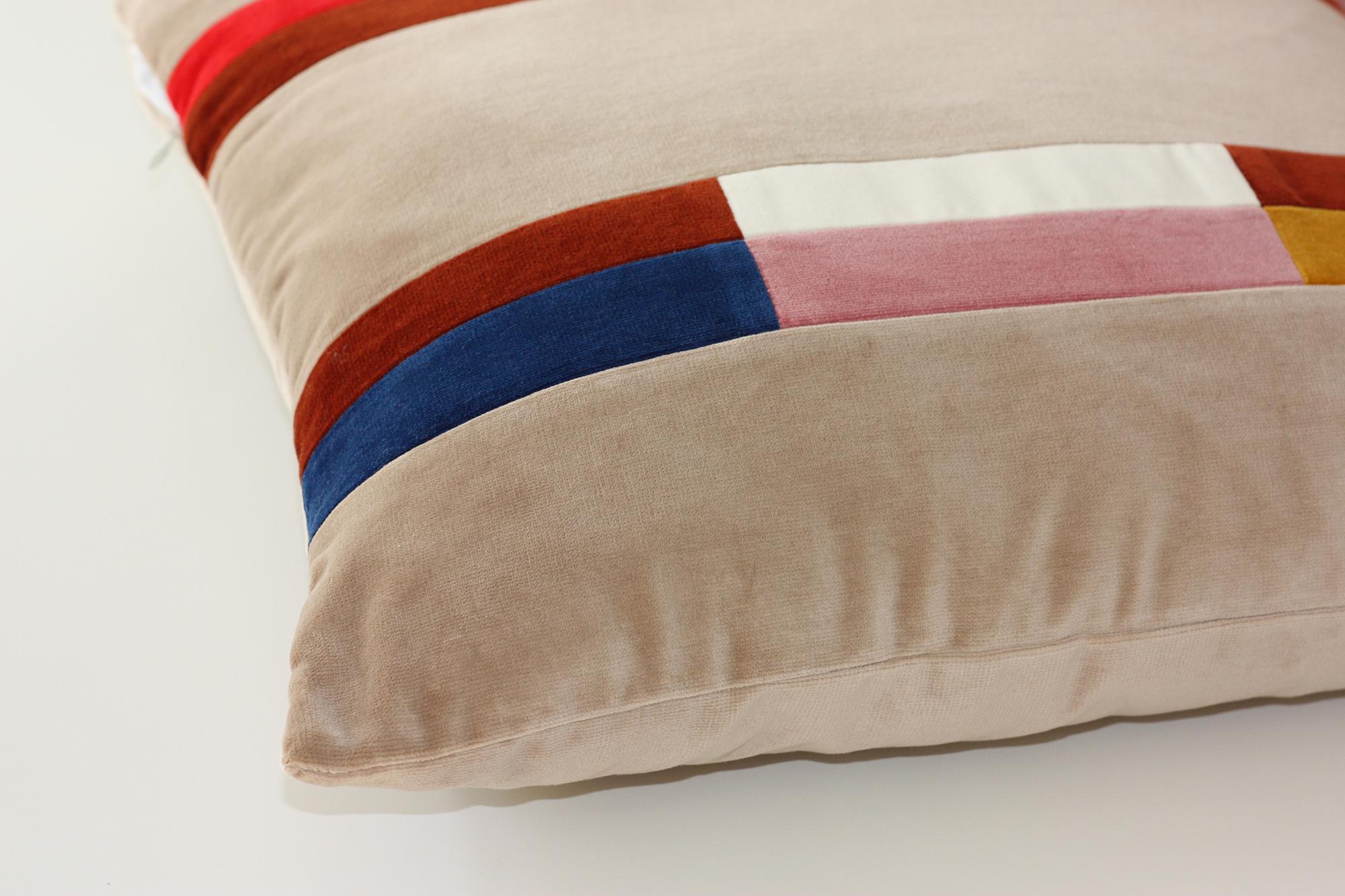 Transform your space with a talisman for the home of beauty, good energies and comfort.
Elevate your home’s ambiance with our handcrafted cushion, designed to bring beauty, positive energies, and comfort.
Each cushion is handmade in Portugal by