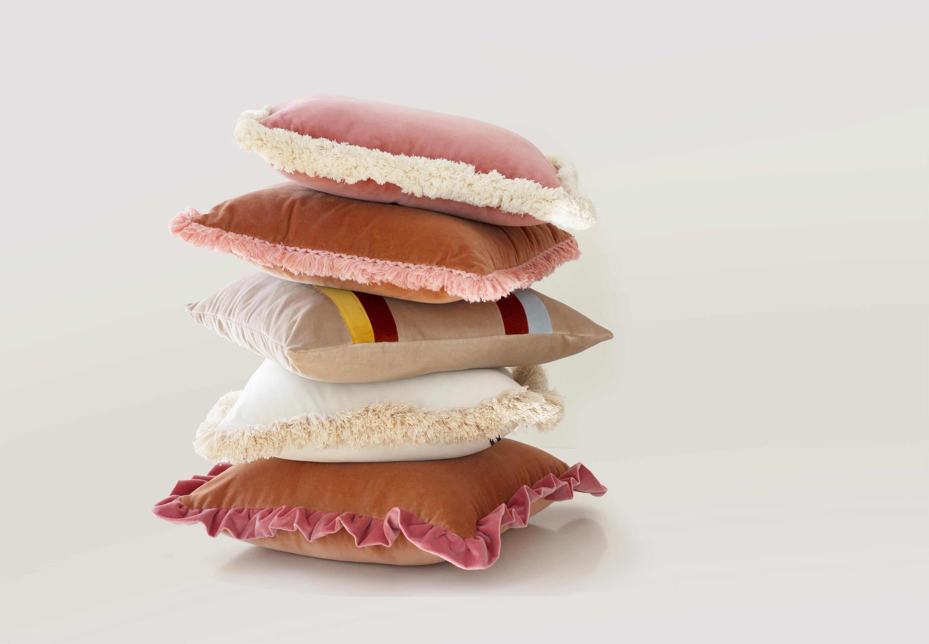Patchwork Oreiller décoratif de luxe fait main en sable fluoré et velours rose en vente