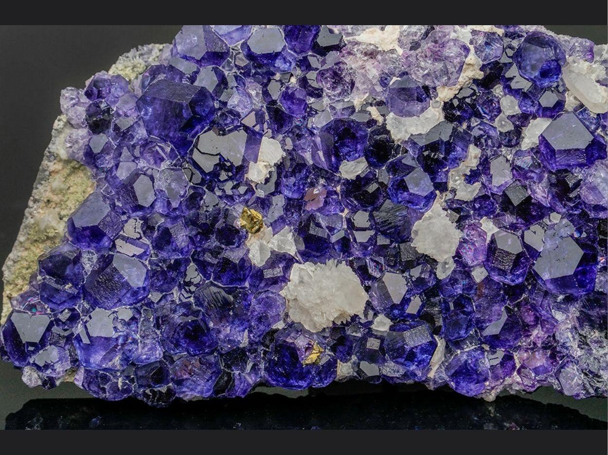 From Xiayang, Yongchun Co., Fujian, China

 

From the 2017 new find, these rich intense blue Fluorite crystals that are composed of fully terminated cuboctahedron formations on matrix lined with calcite. Transparent and very deep uniformed blue