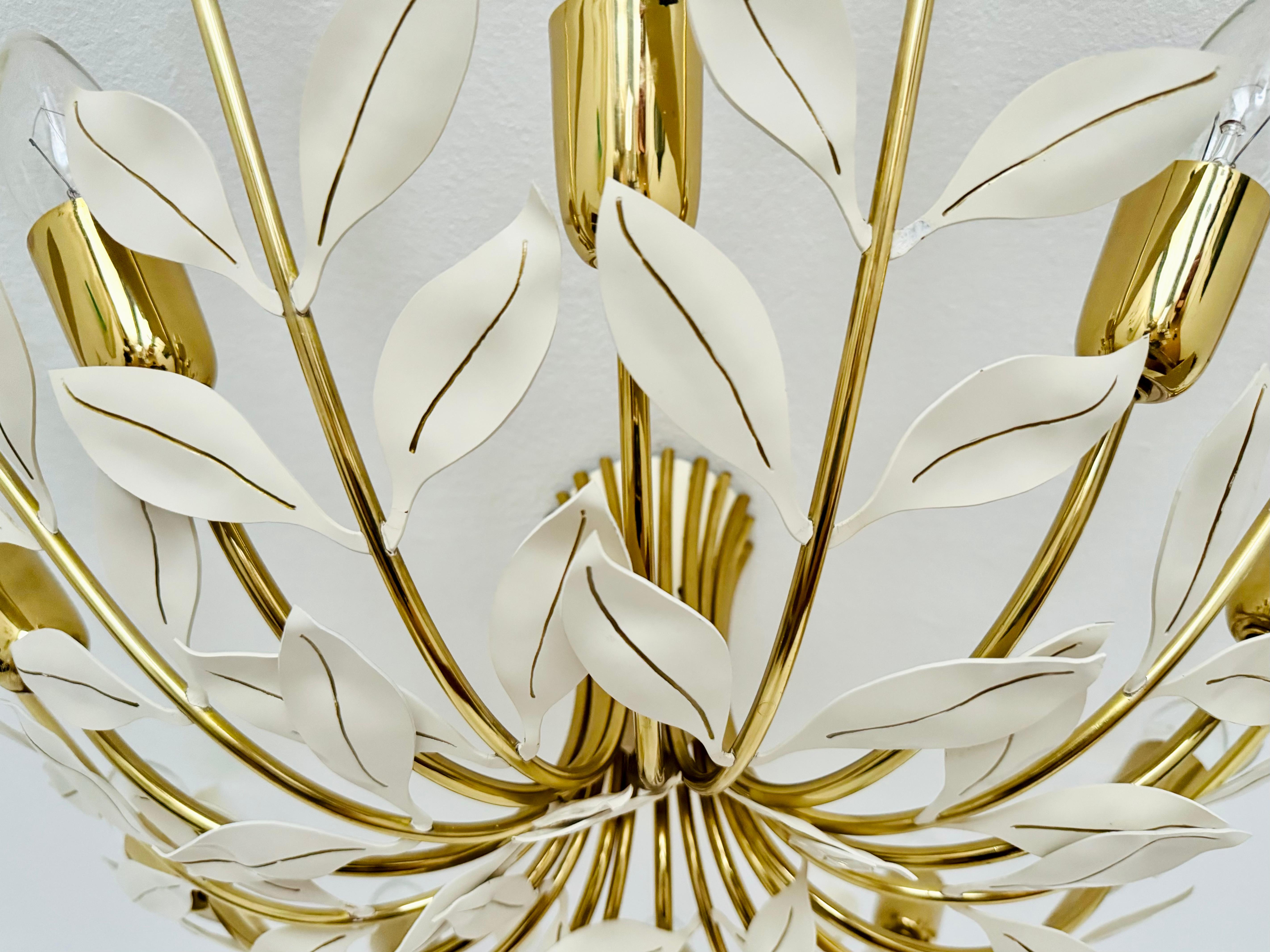 Flush Chandelier by Vereinigte Werkstätten München For Sale 3