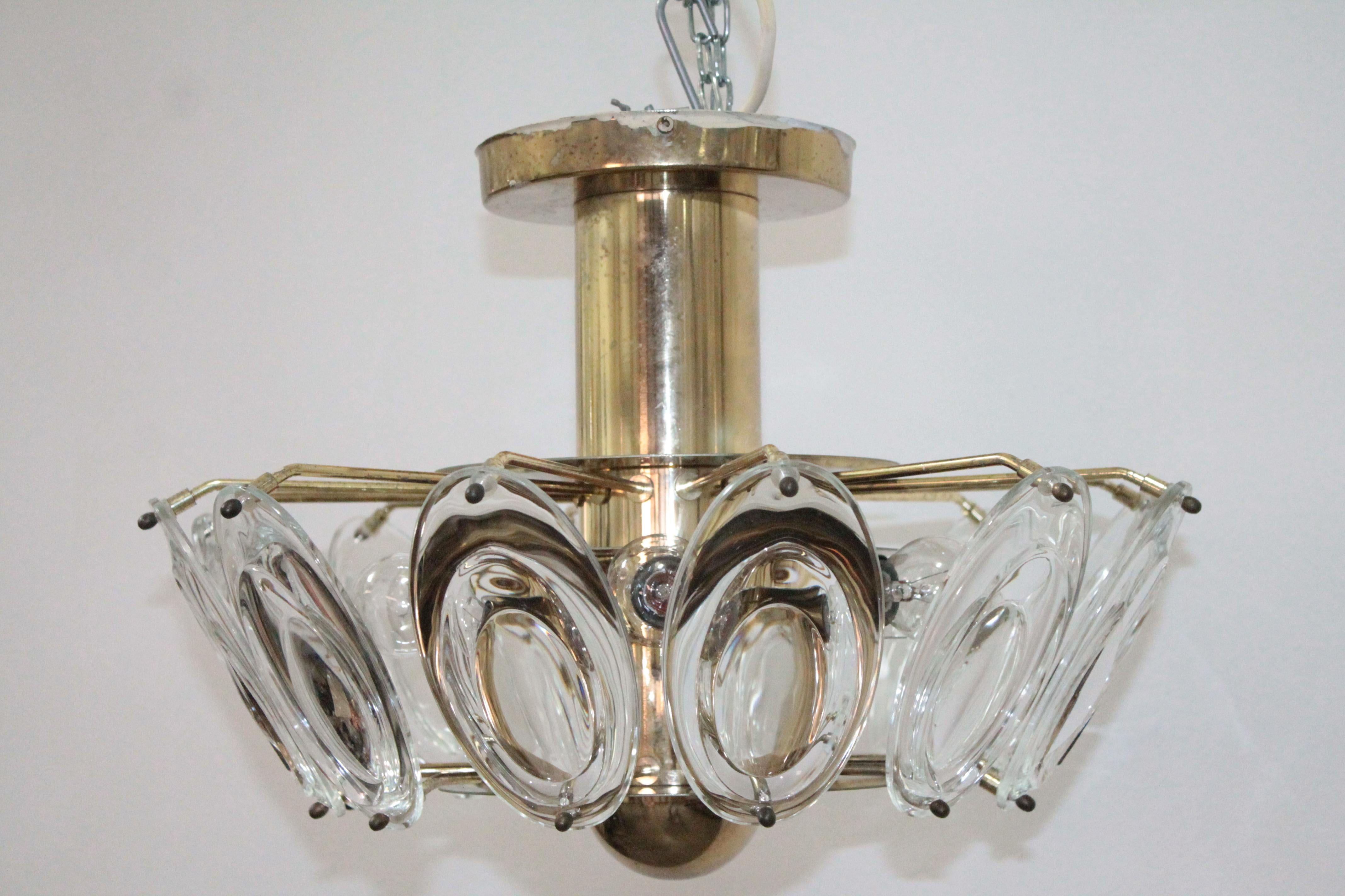 Wonderful flush mount lamp Stilkronen manufacturing design Oscar Torlasco.
Good vintage condition.
Measures: Diameter cm 44
Height cm 32
Glass cm 16 x 8,5.