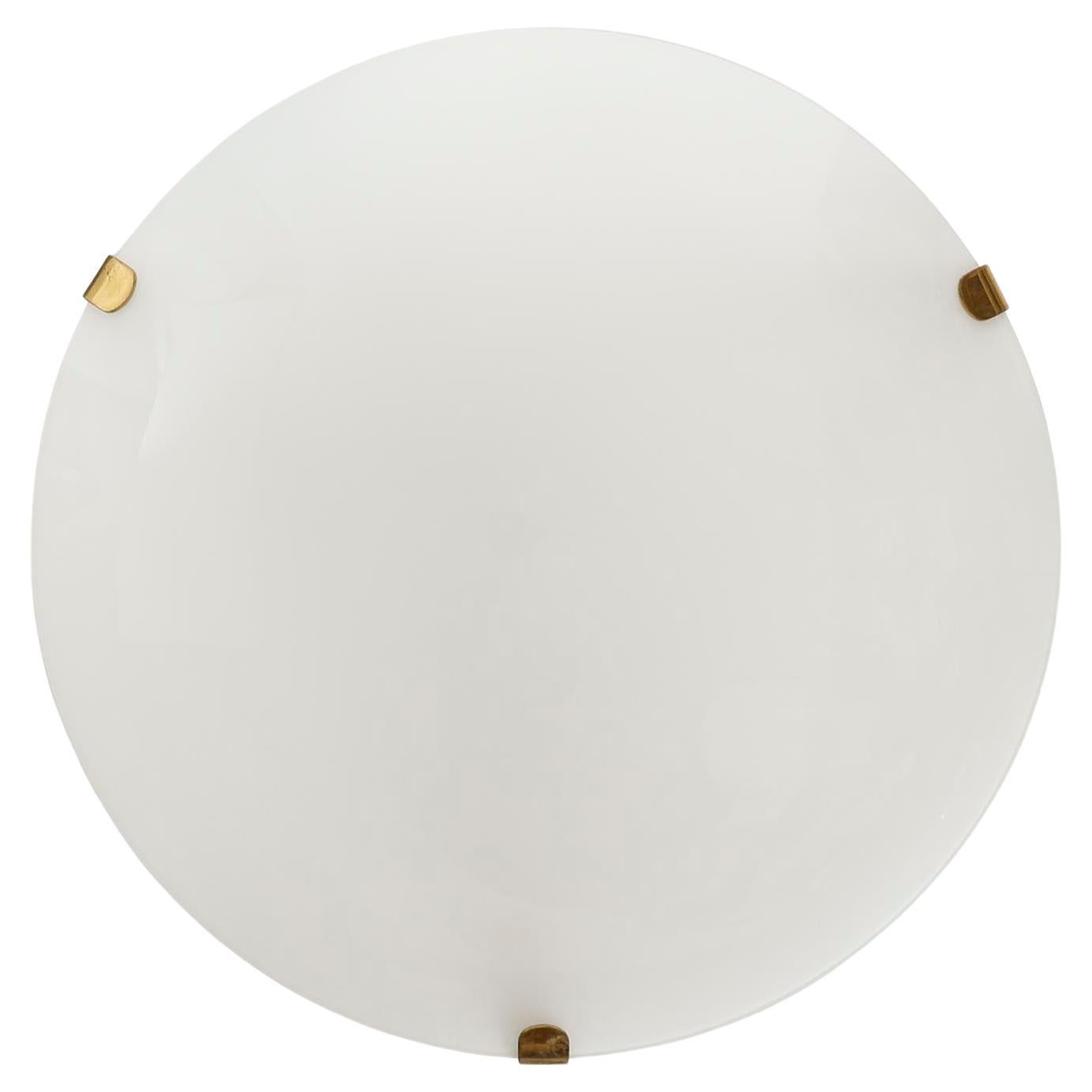 Autrichien Lampe affleurante 'FEDER-KRALLE' Kalmar Anna-Lülja Praun, laiton verre opale 1960s en vente