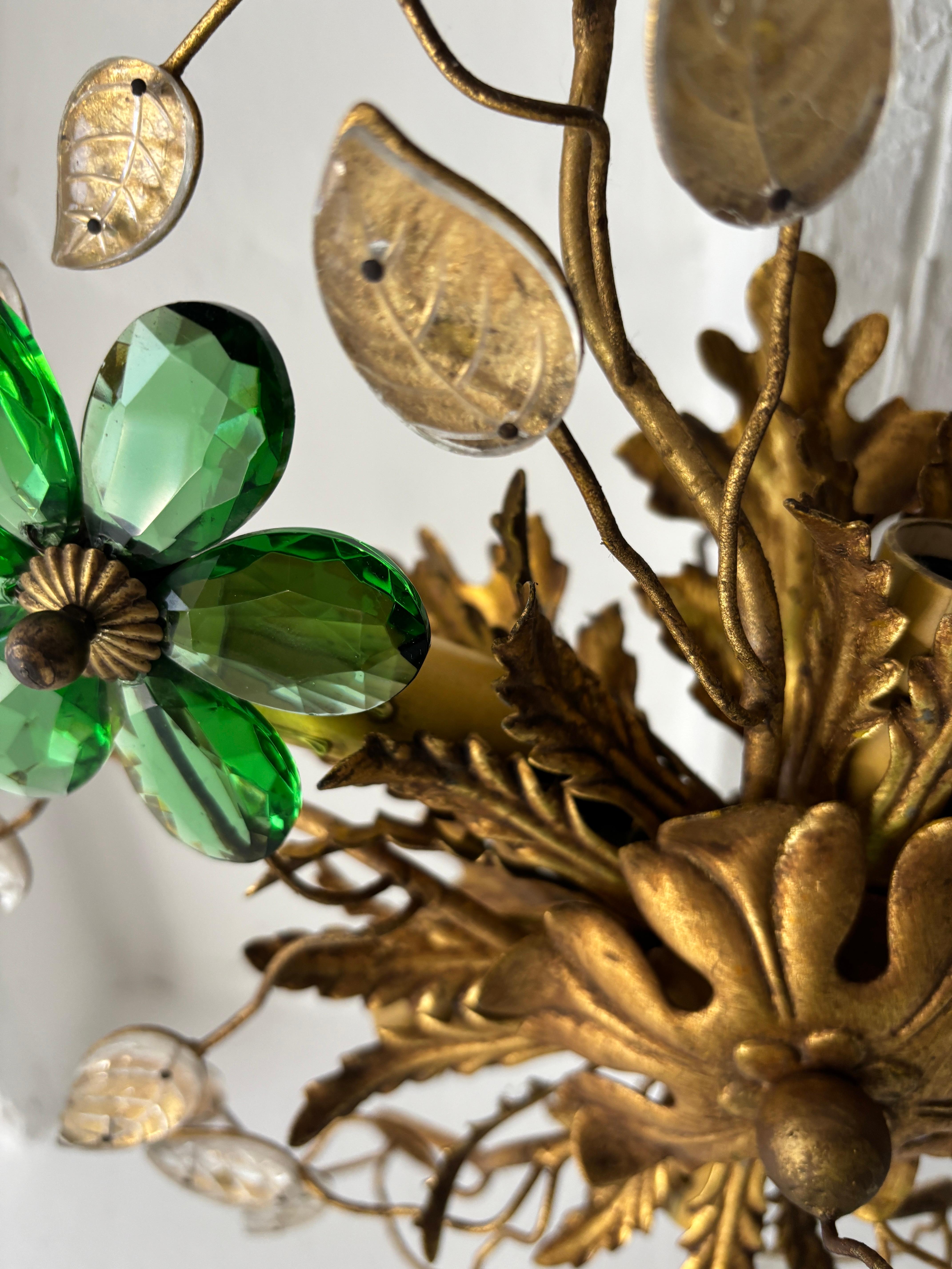 Metà XX secolo Lampadario a incasso Maison Baguès Crystal Green Flowers Leaves 6 Light Signed in vendita