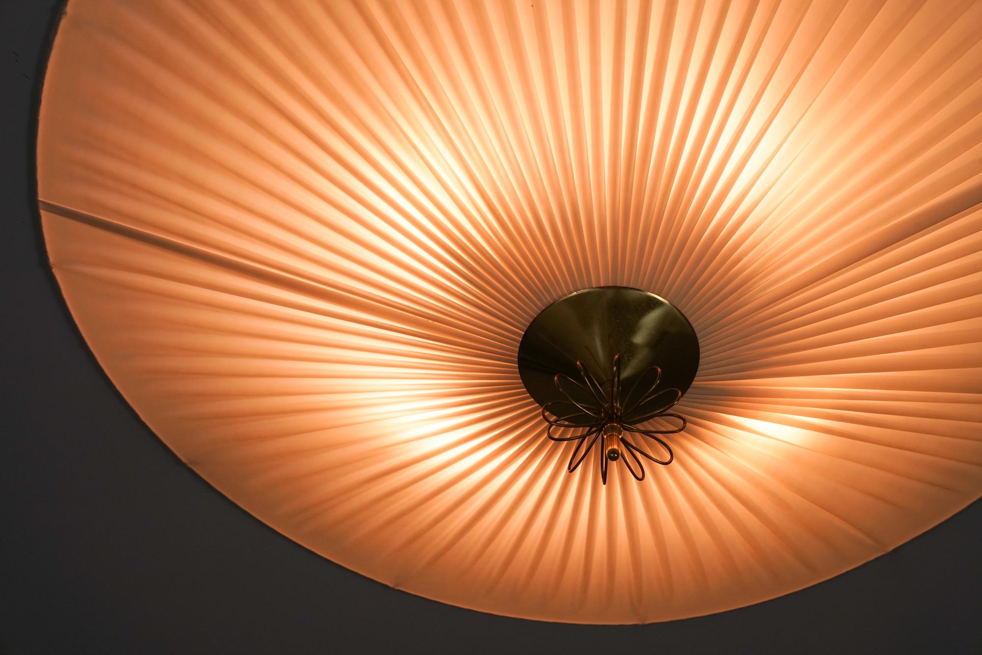 Ottone Flush Mount Model 1076/8022, Paavo Tynell, Idman Oy, Mid-20th Century in vendita