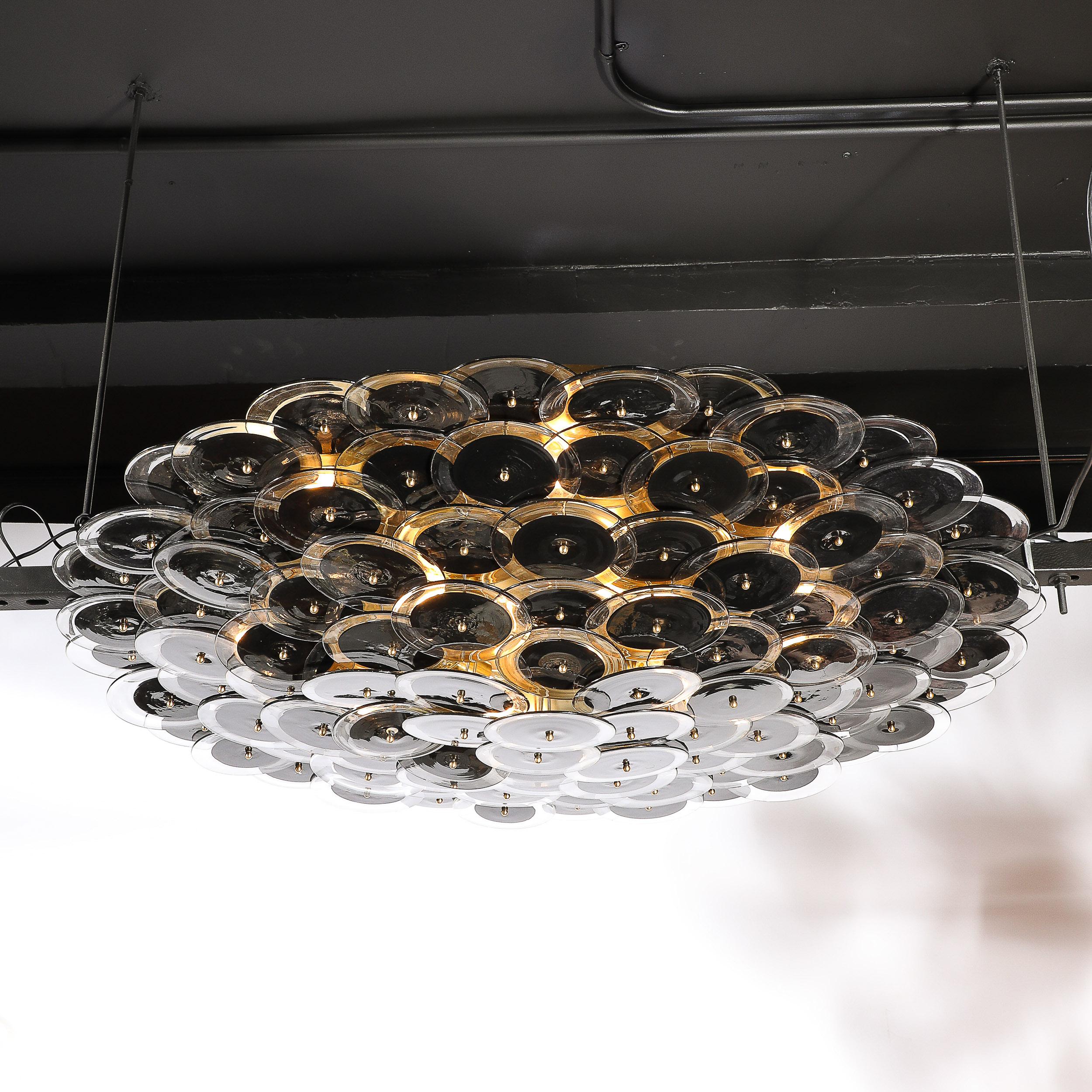 Laiton Lustre affleurant à disque Murano en verre noir et transparent et laiton brossé en vente