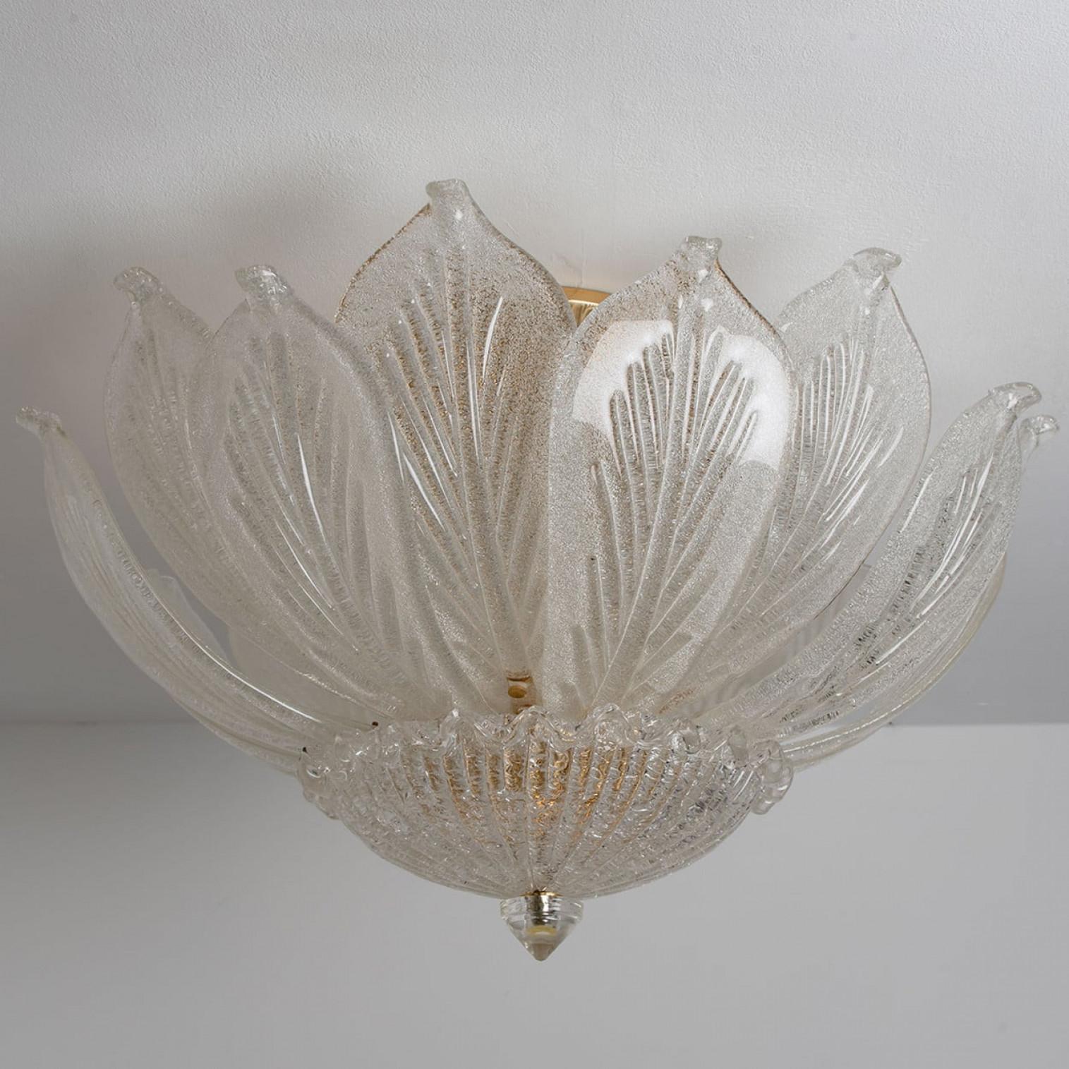 Mid-Century moderno Flush Mount Murano Glass Barovier & Toso, Italy in vendita