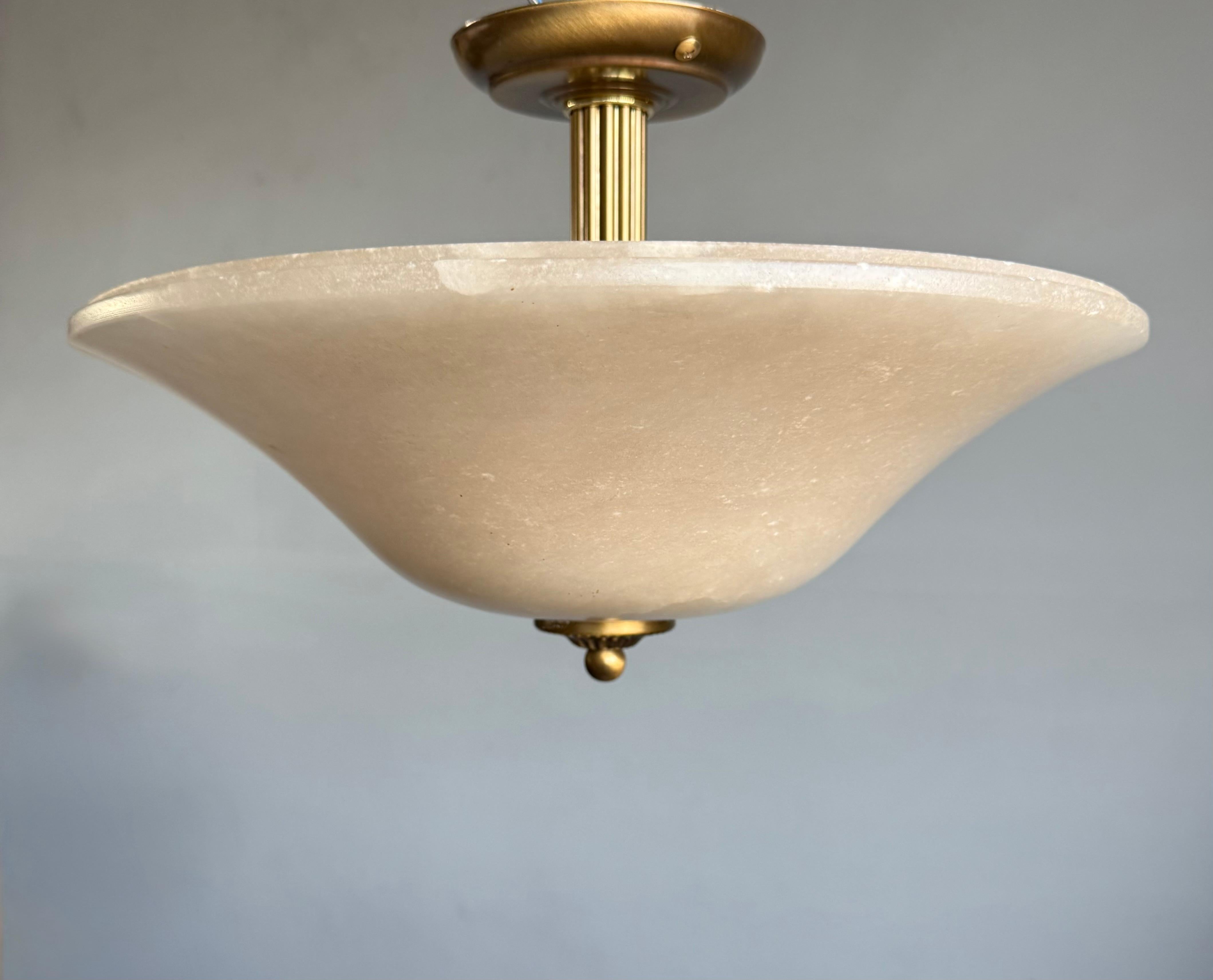 Art déco Encastré / Suspension avec abat-jour en albâtre, tons crème chauds, années 1990 en vente