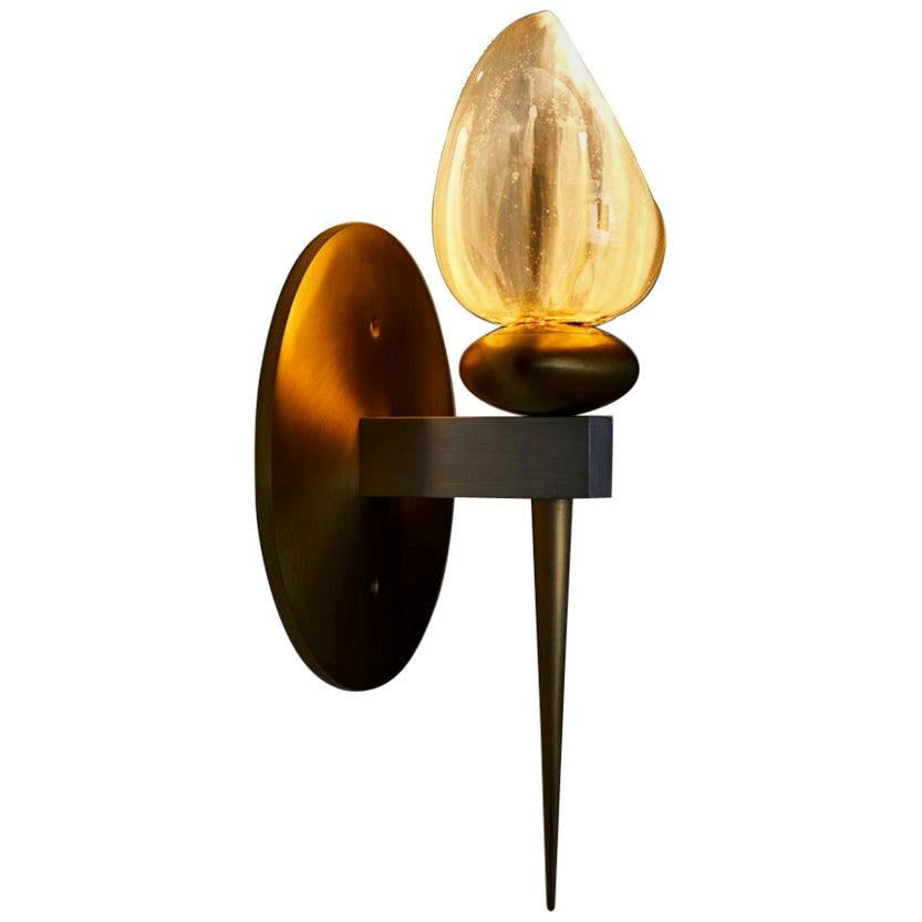 Thorn: Sconce 301 in hand-blown glass by Andrea Claire Studio For Sale