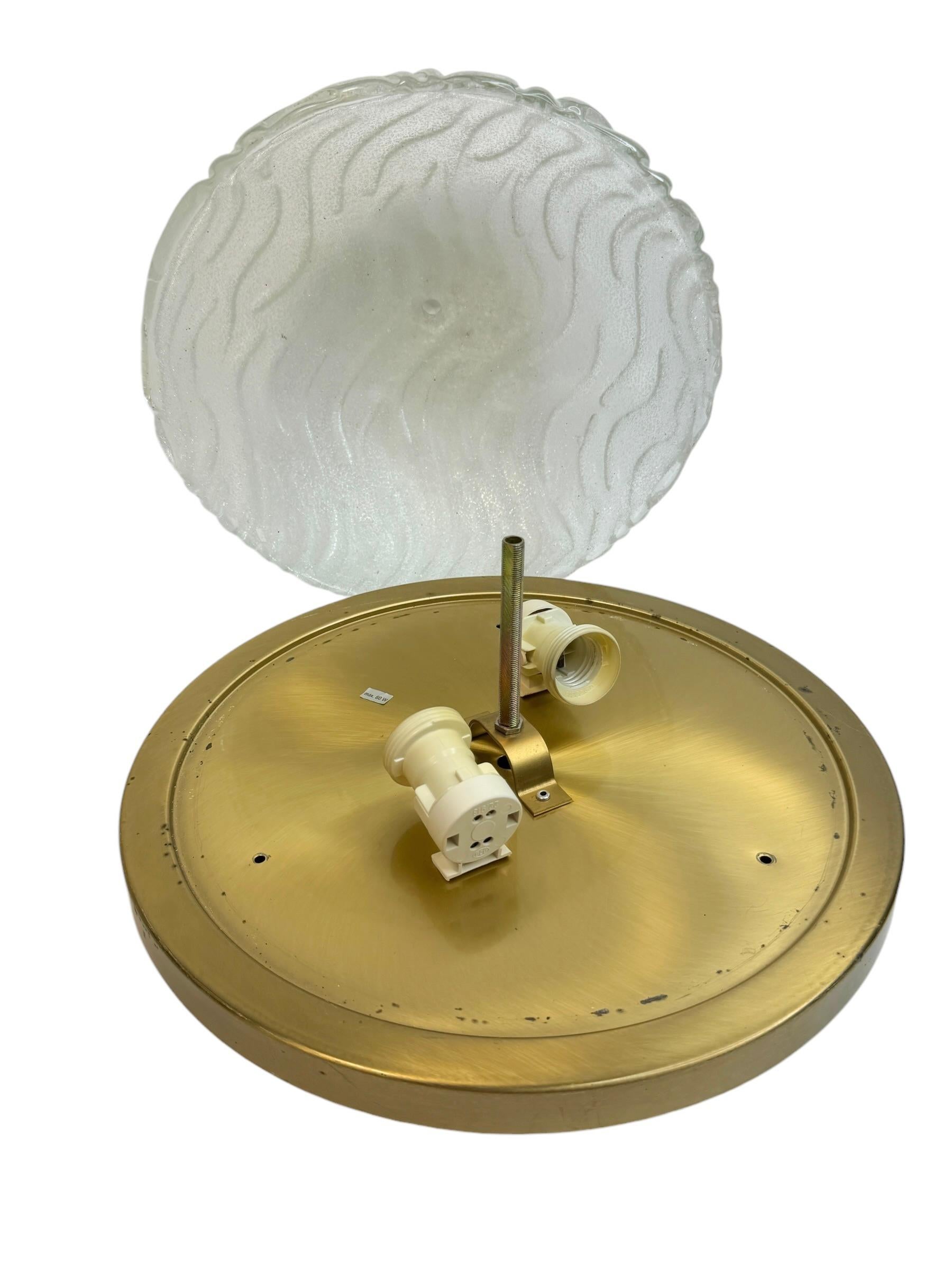 Fin du 20e siècle Flush Mount Wave Glass and Brushed Burnished Metal, by Fischer Leuchten en vente