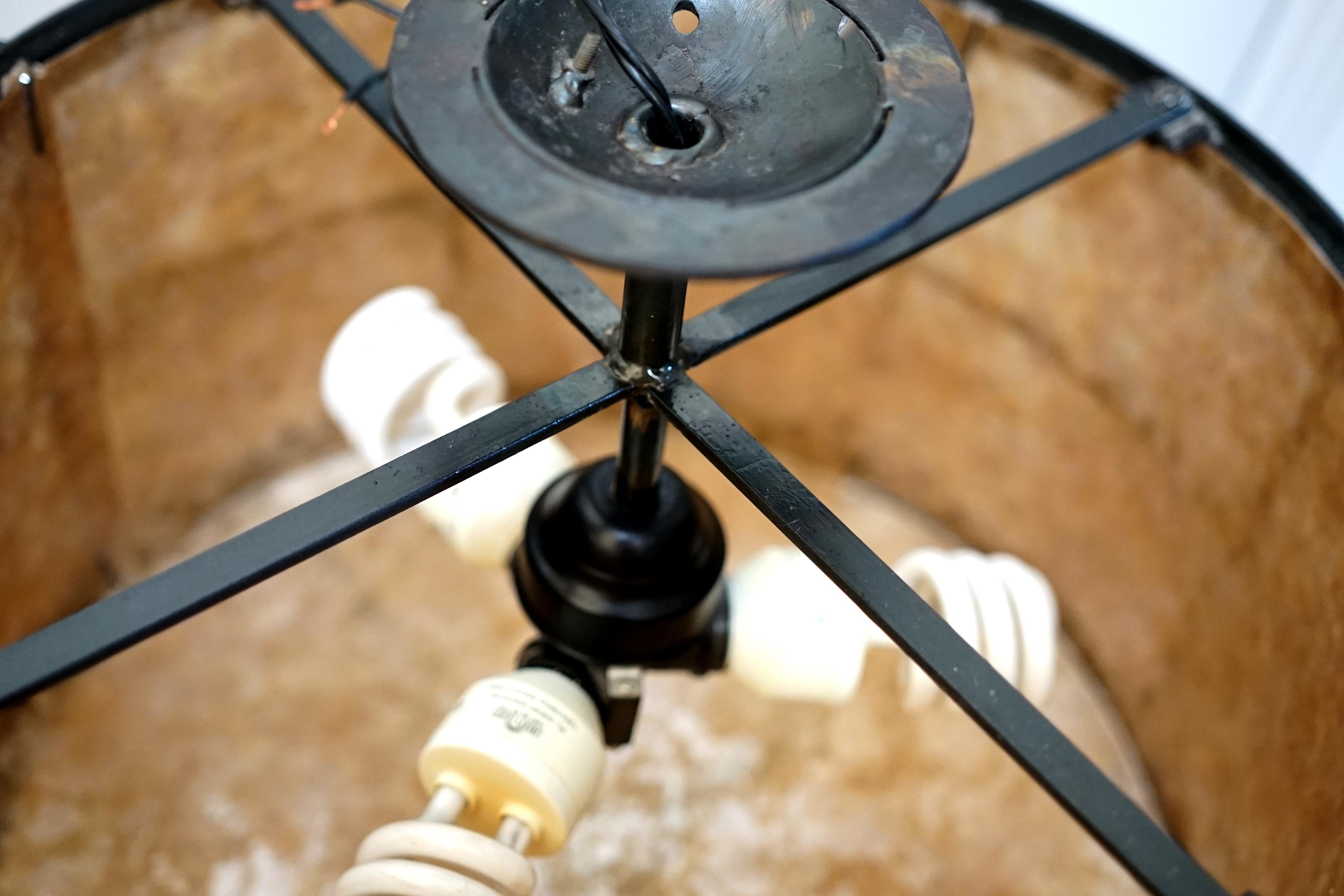 Fer forgé Monture encastrée Texas Lightsmith Style Mica Vintage Drum Fixture - Une suspension en vente