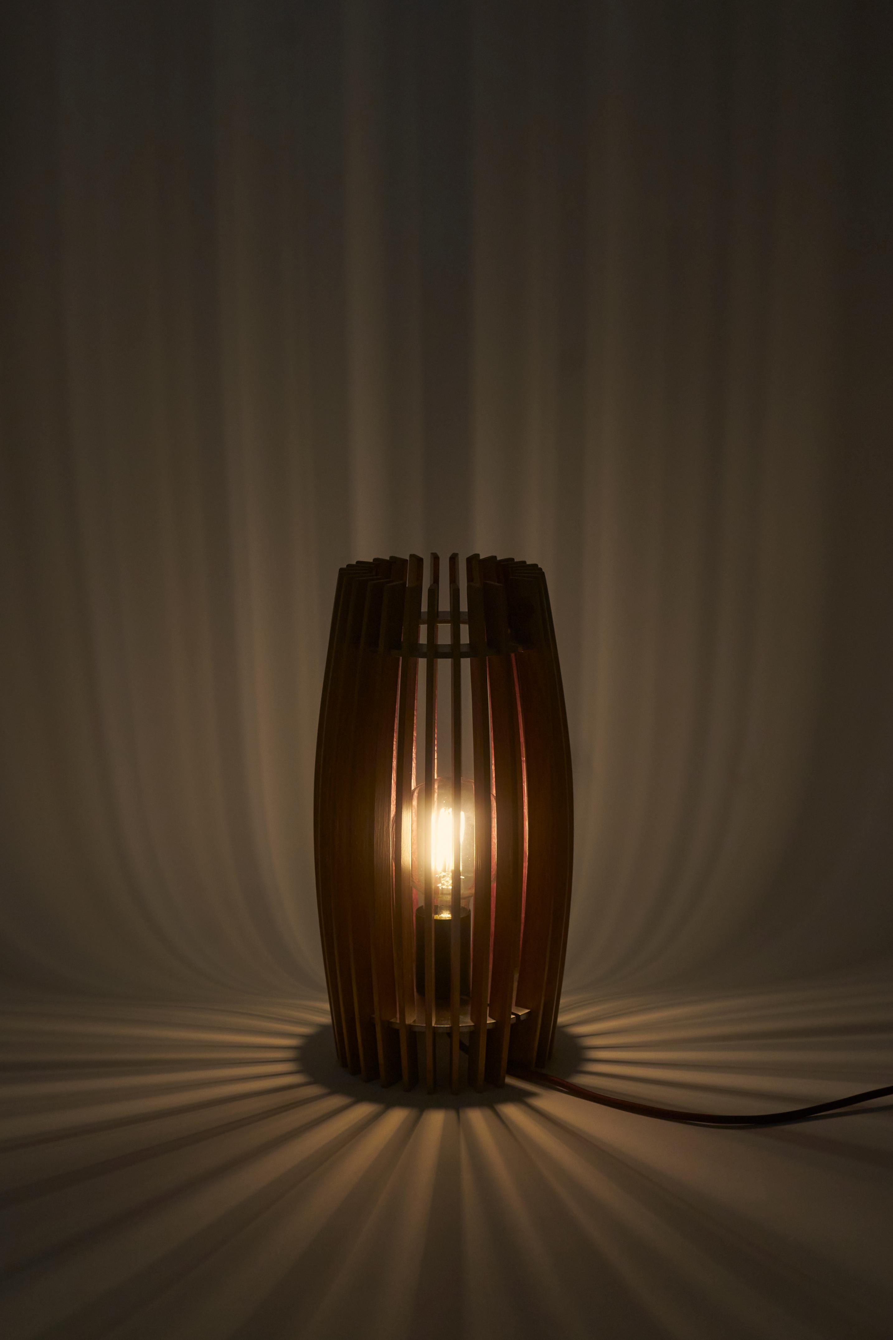 Contemporary Flussio table lamp by Winetage handmade in Italy For Sale