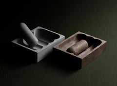 Mortaio e pestello a flauto in pietra arenaria Rosso Etrusco