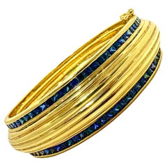 Fluted 18K Yellow Gold Cuff Bracelet w/Square Cut Sapphire Borders Top & Bottom