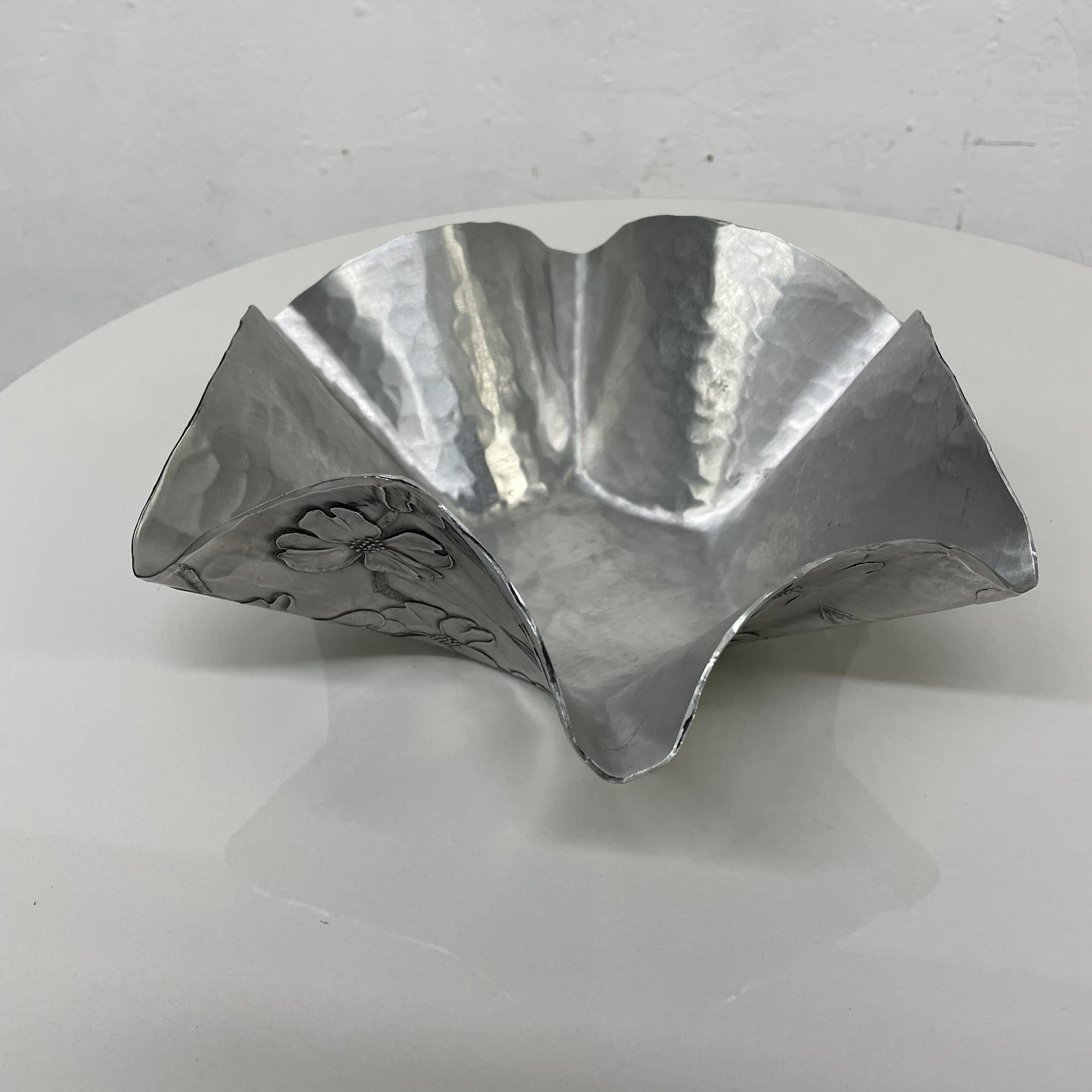 American 1960s Sculptural Dish Aluminum Catch All by Wendell August Grove City, PA For Sale
