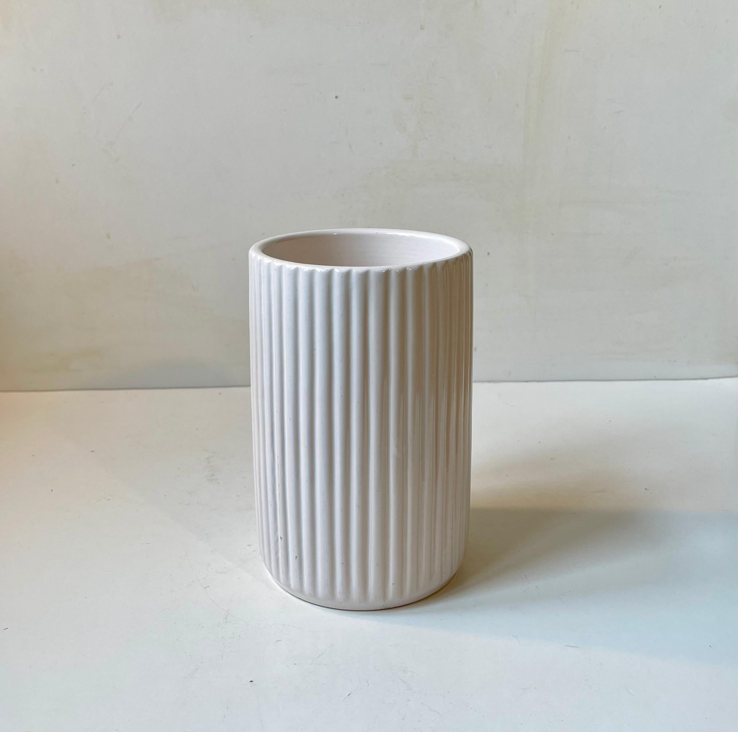 Glazed Fluted Architectural Ceramic Vase in White Glaze by L. Hjorth, 1940s For Sale