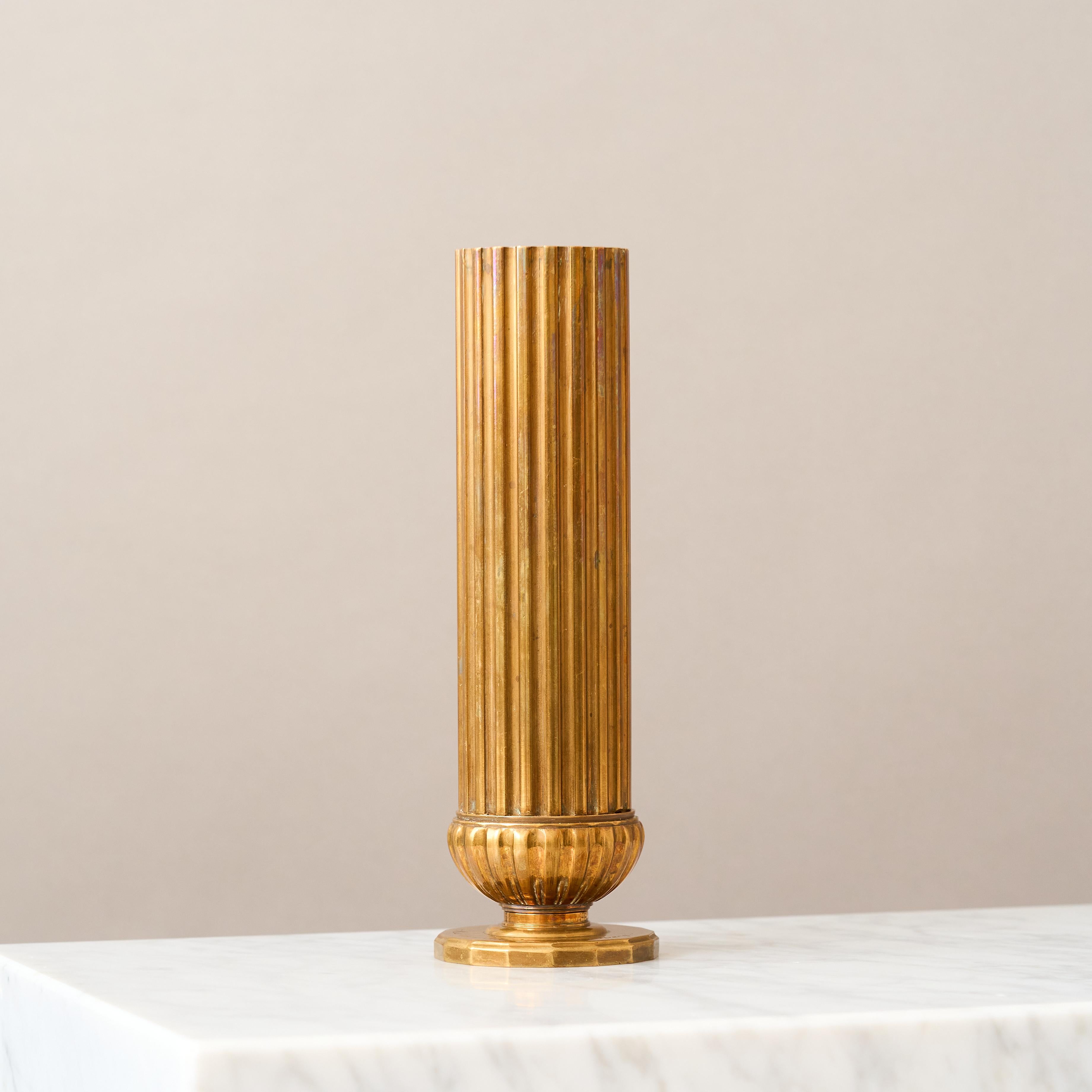 Fluted Art Deco Bronze Vase by SVM Handarbete, Sweden, 1930s. In Good Condition For Sale In Malmö, SE