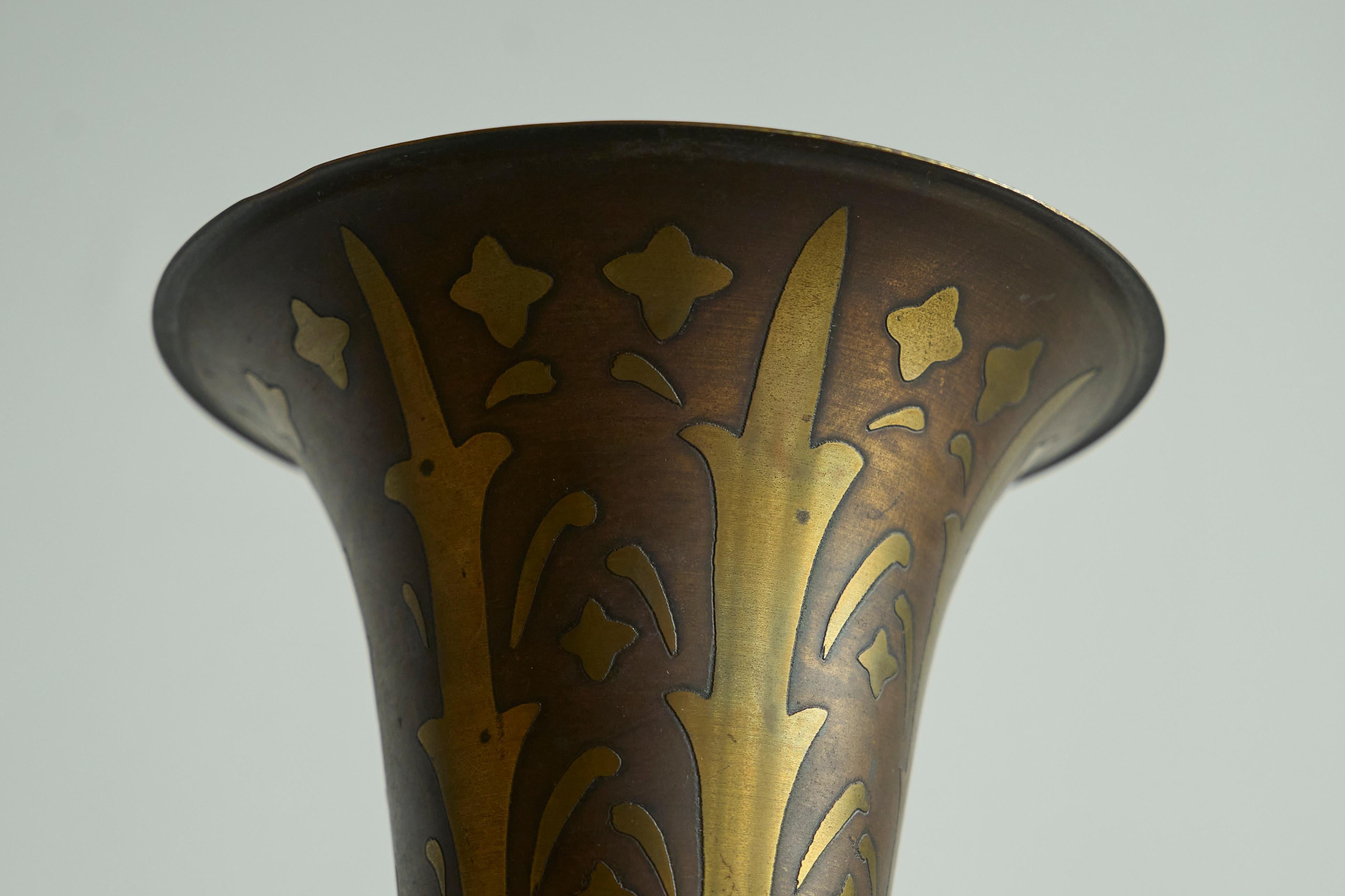 Hand-Crafted Fluted Art Deco Vase in Patinated Metal and Brass 1930s For Sale