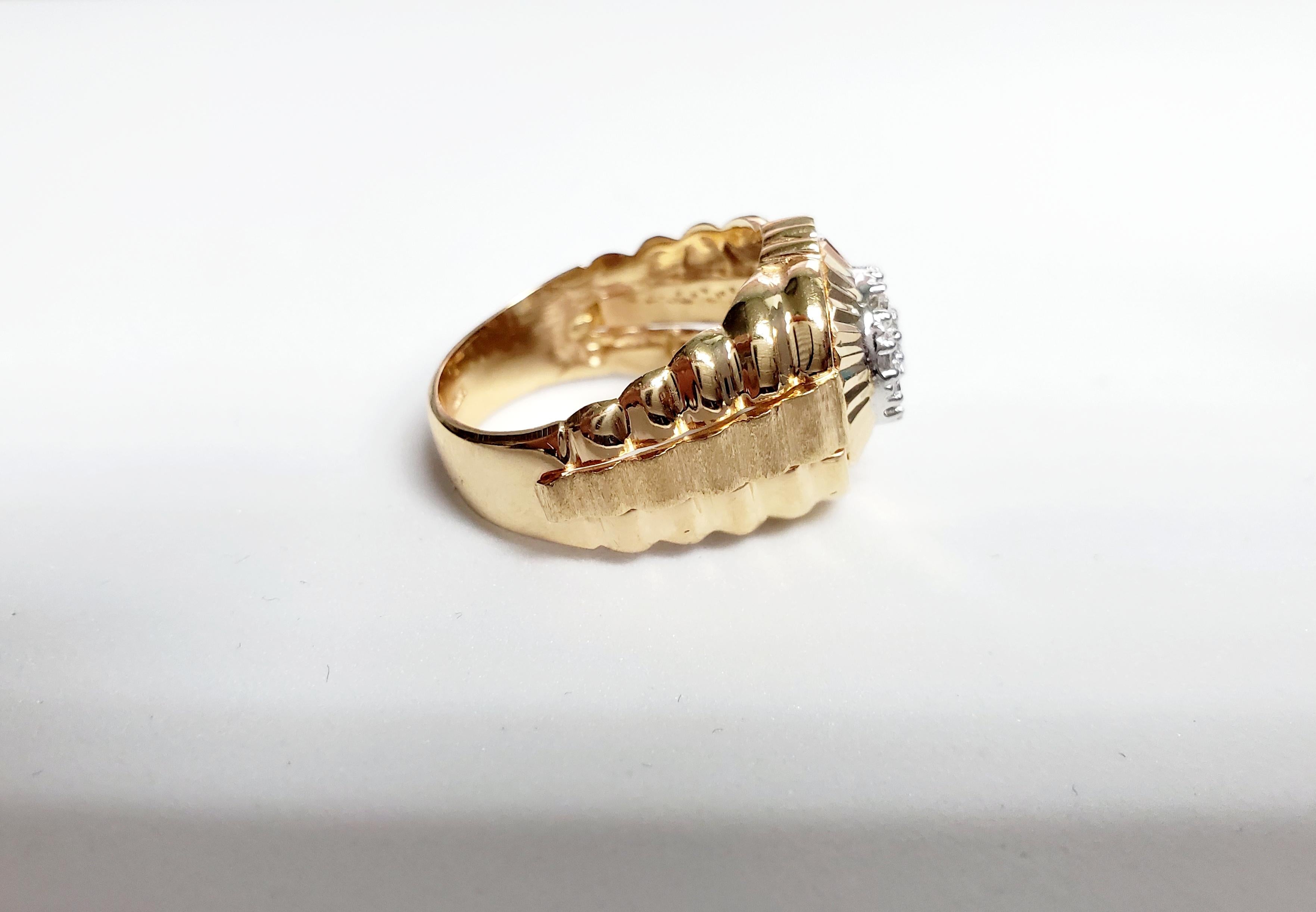 Diamant-Cluster-Ring mit geriffelter Lünette, Bark Center im Rolex-Stil im Presidential-Stil im Zustand „Neu“ im Angebot in Sugar Land, TX