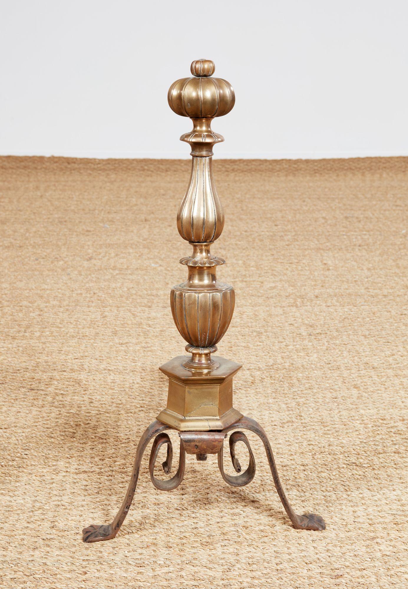 Fluted Bronze Andirons In Good Condition For Sale In Greenwich, CT