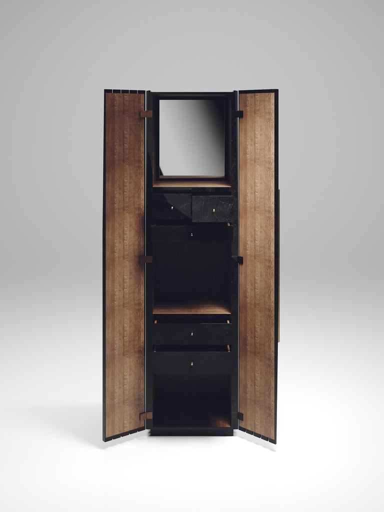 Fluted Cabinet Inlaid in Black Shell by R&Y Augousti In New Condition For Sale In New York, NY
