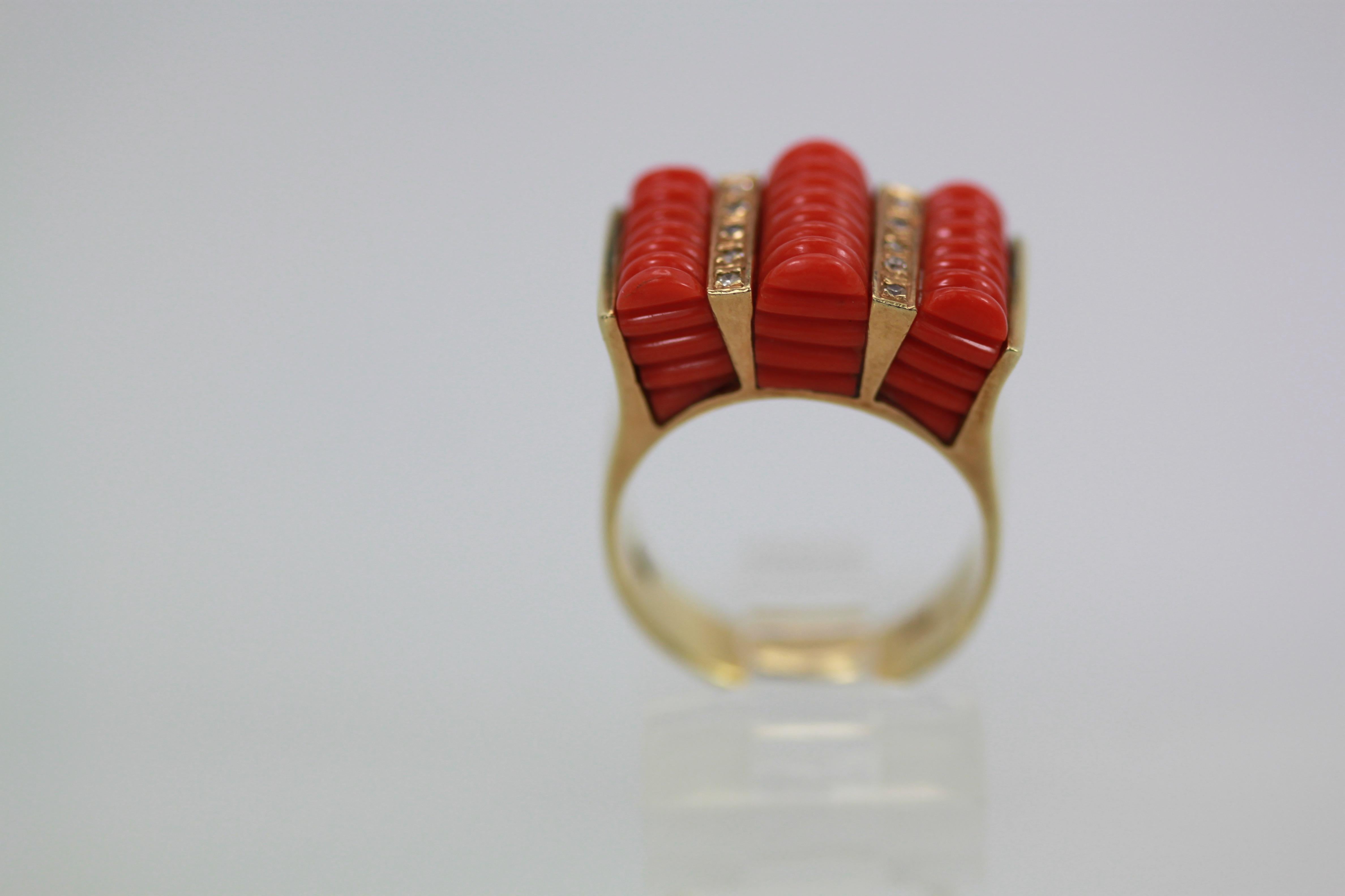 Women's Fluted Coral Diamond Ring 14 Karat Yellow Gold