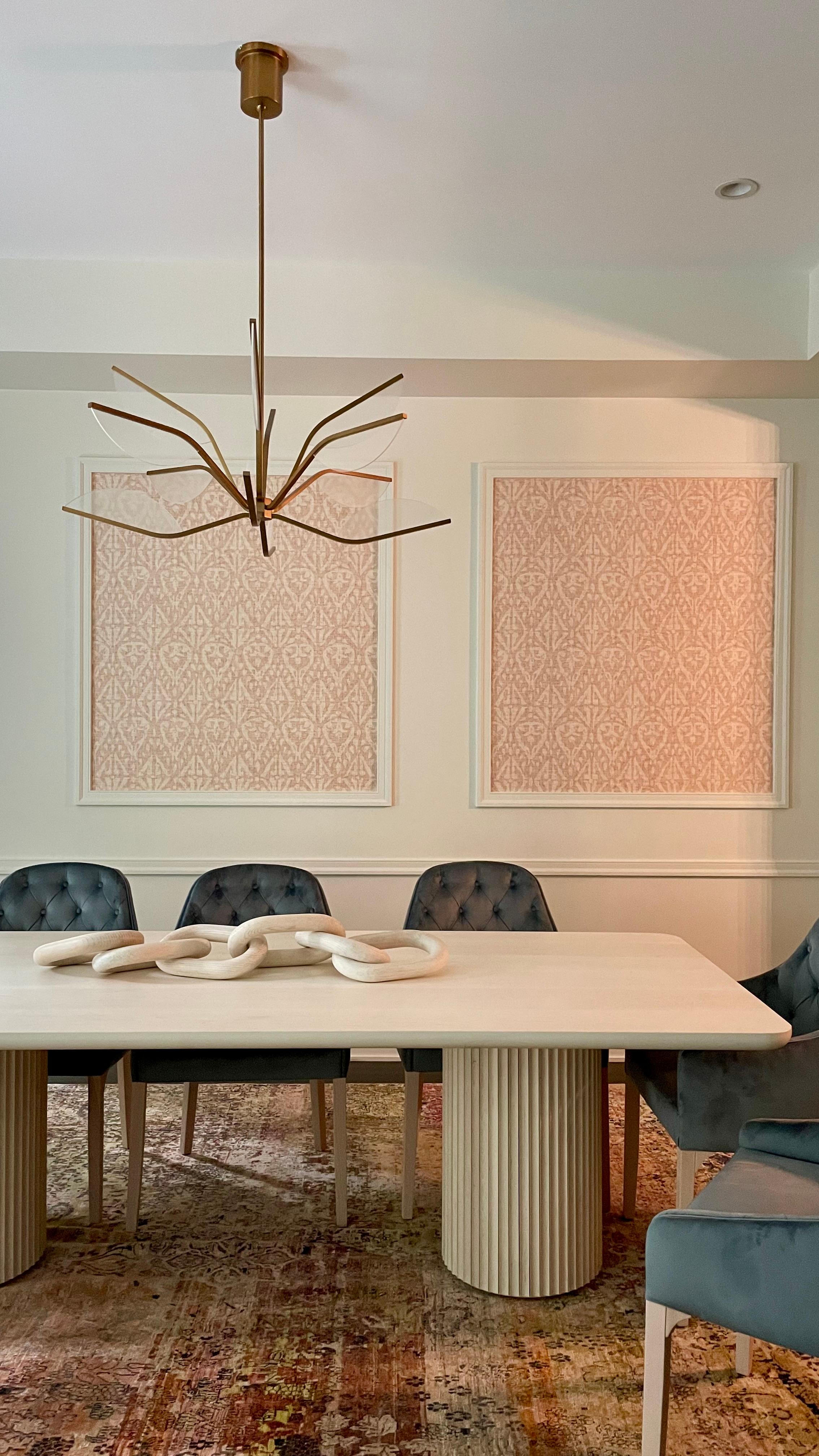 Table de salle à manger rectangulaire PILAR / Bois d'érable blanchi par INDO- Neuf - En vente à Rumford, RI