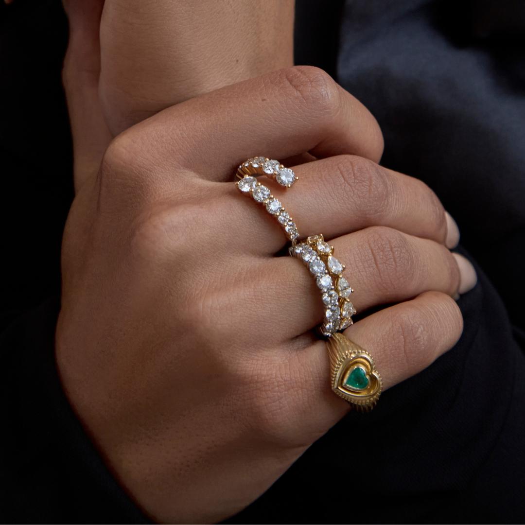For Sale:  Fluted Heart Emerald Diamond Signet Ring 2
