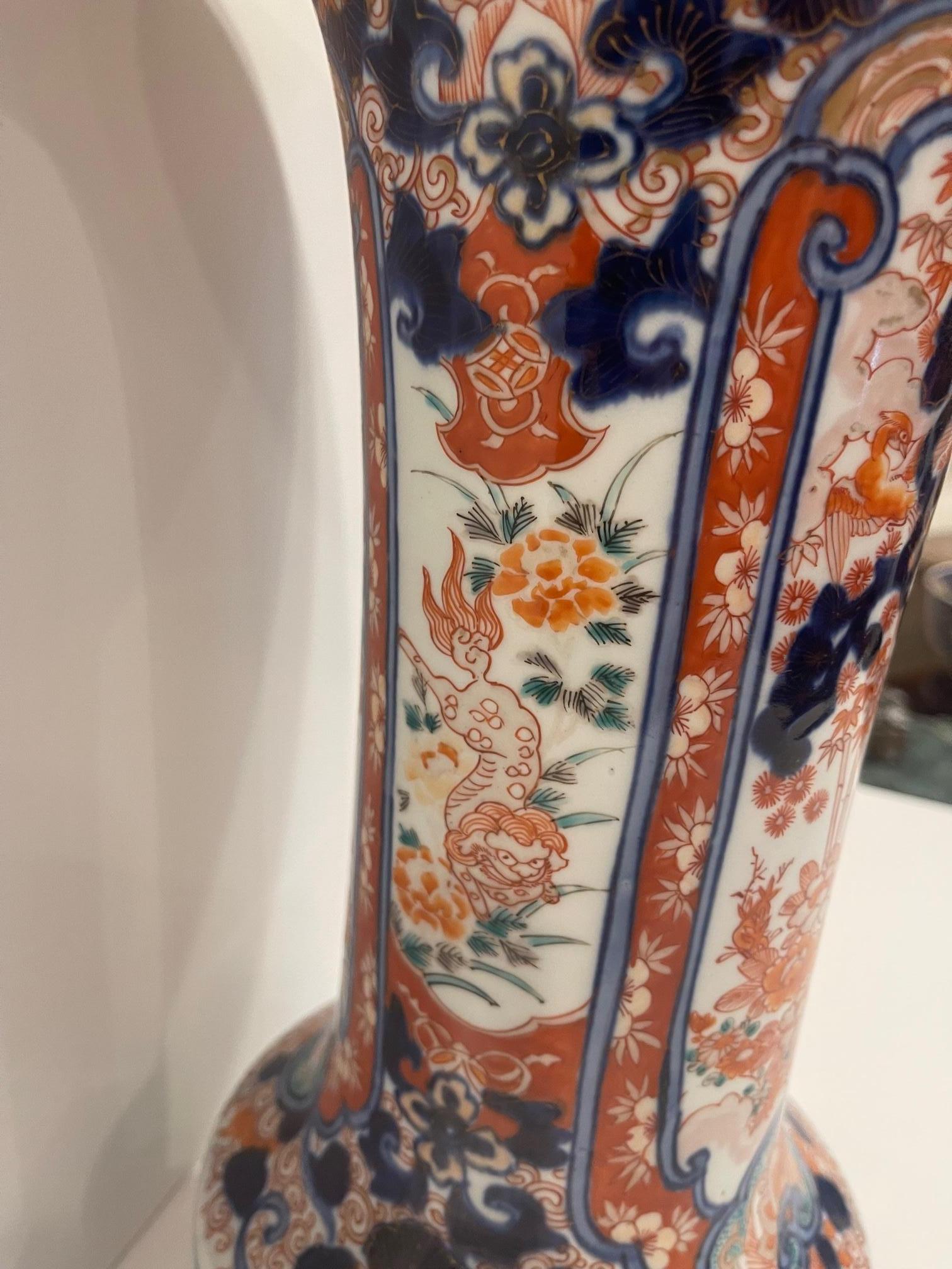 Fluted Japanese Imari Vase, 19th Century 3