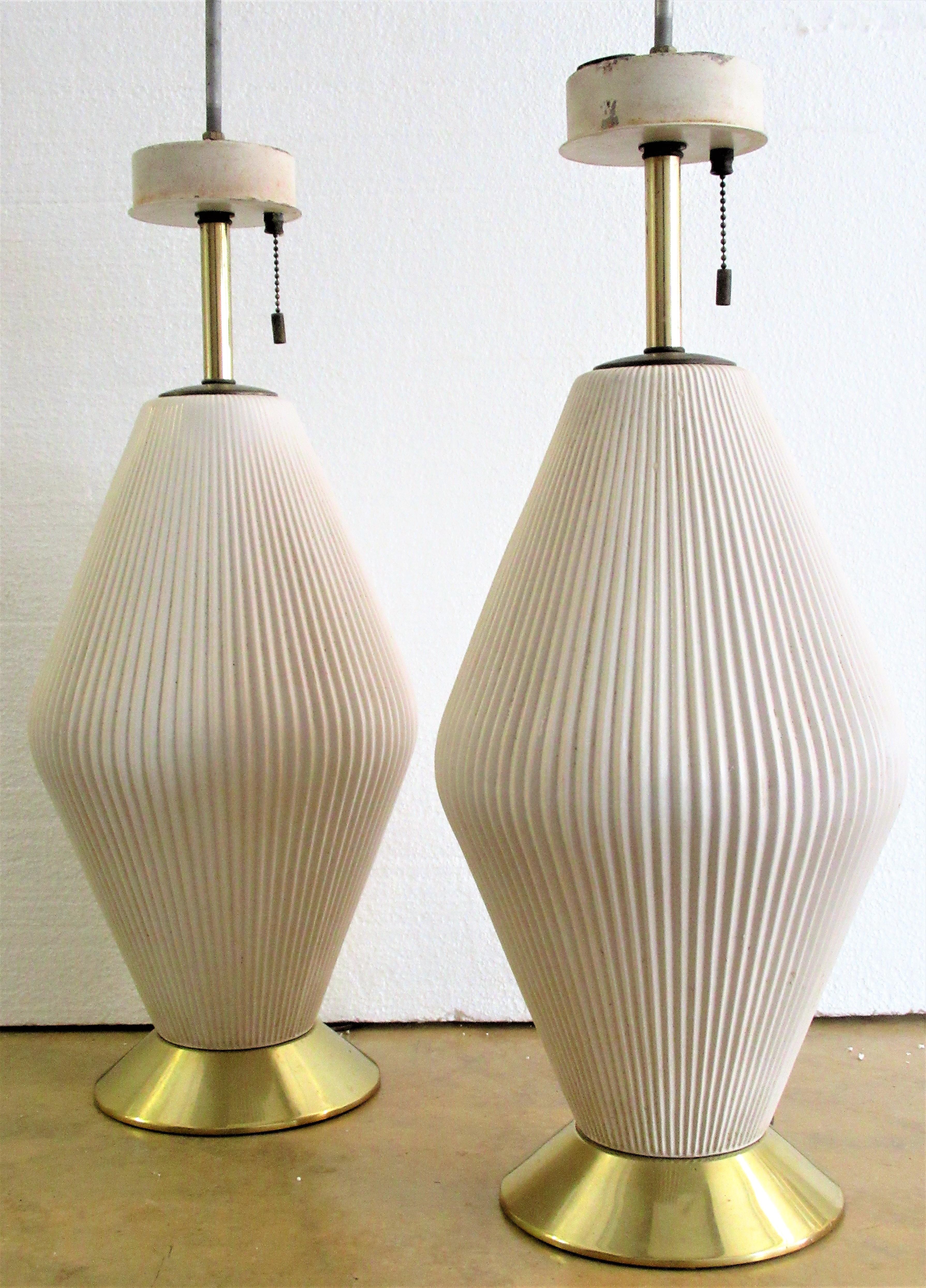 Fluted Porcelain Table Lamps by Gerald Thurston for Lightolier 5