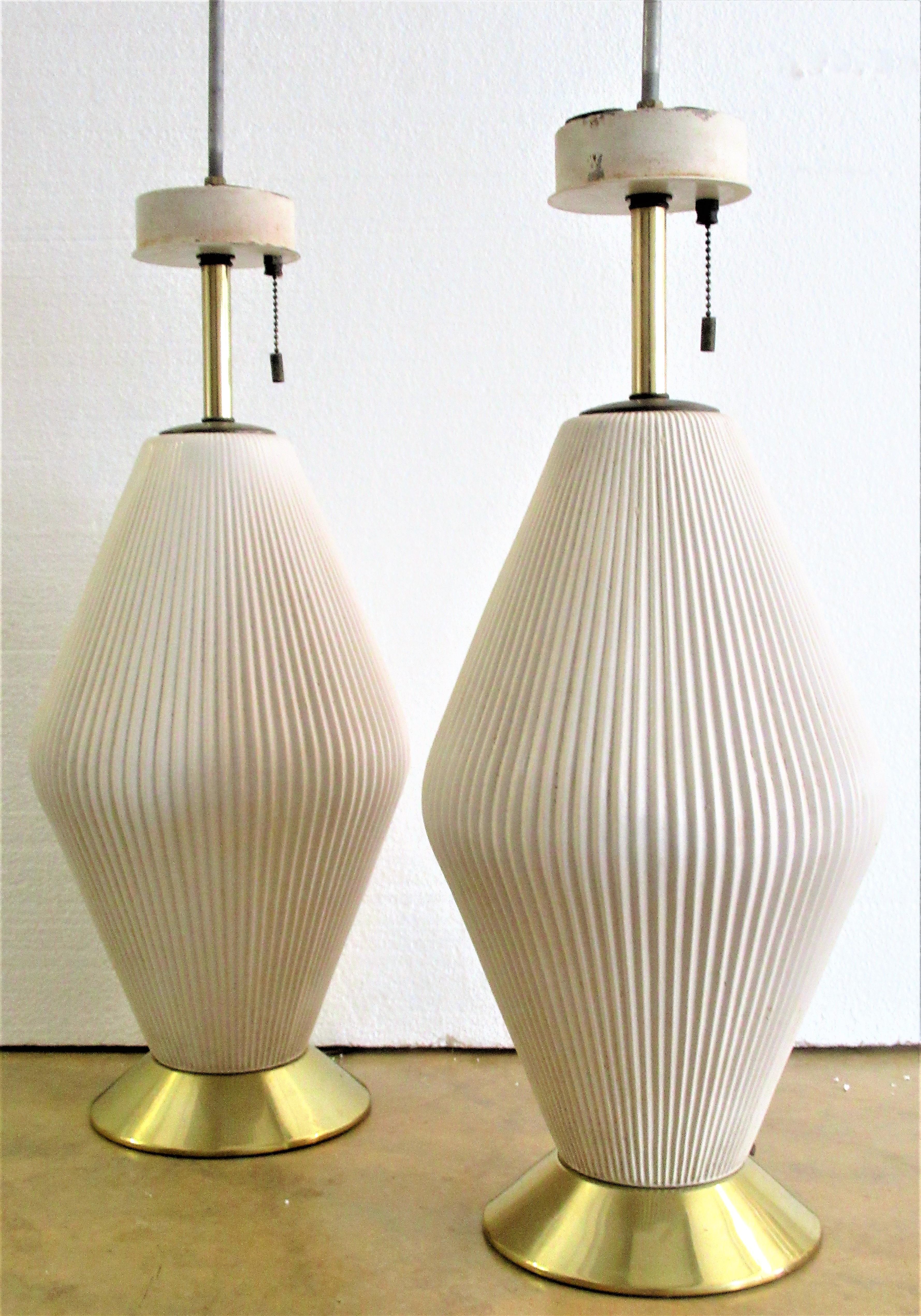 Mid-Century Modern Fluted Porcelain Table Lamps by Gerald Thurston for Lightolier