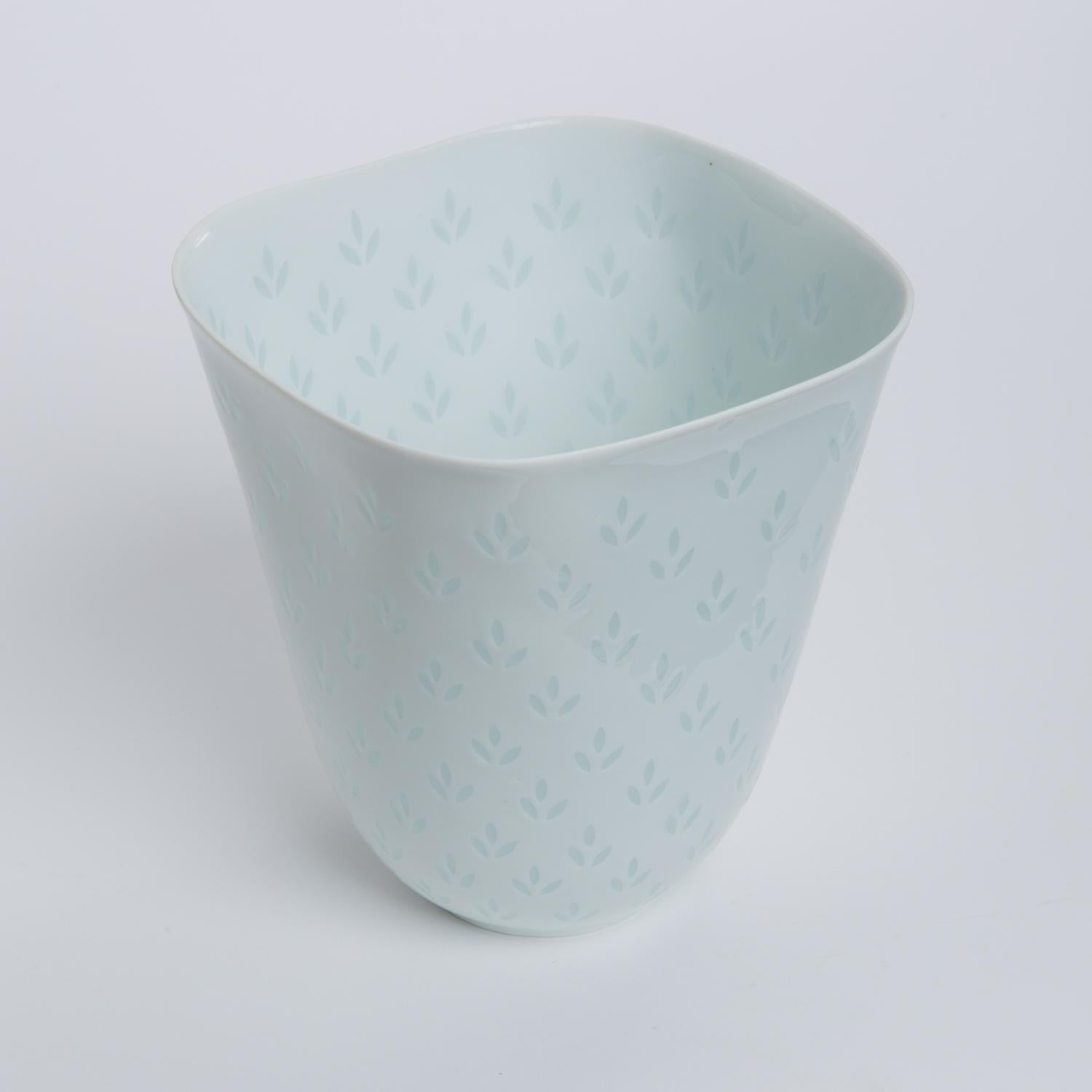 Fluted Porcelain Vase by Freidl Holzer-Kjellberg for Arabia of Finland 2
