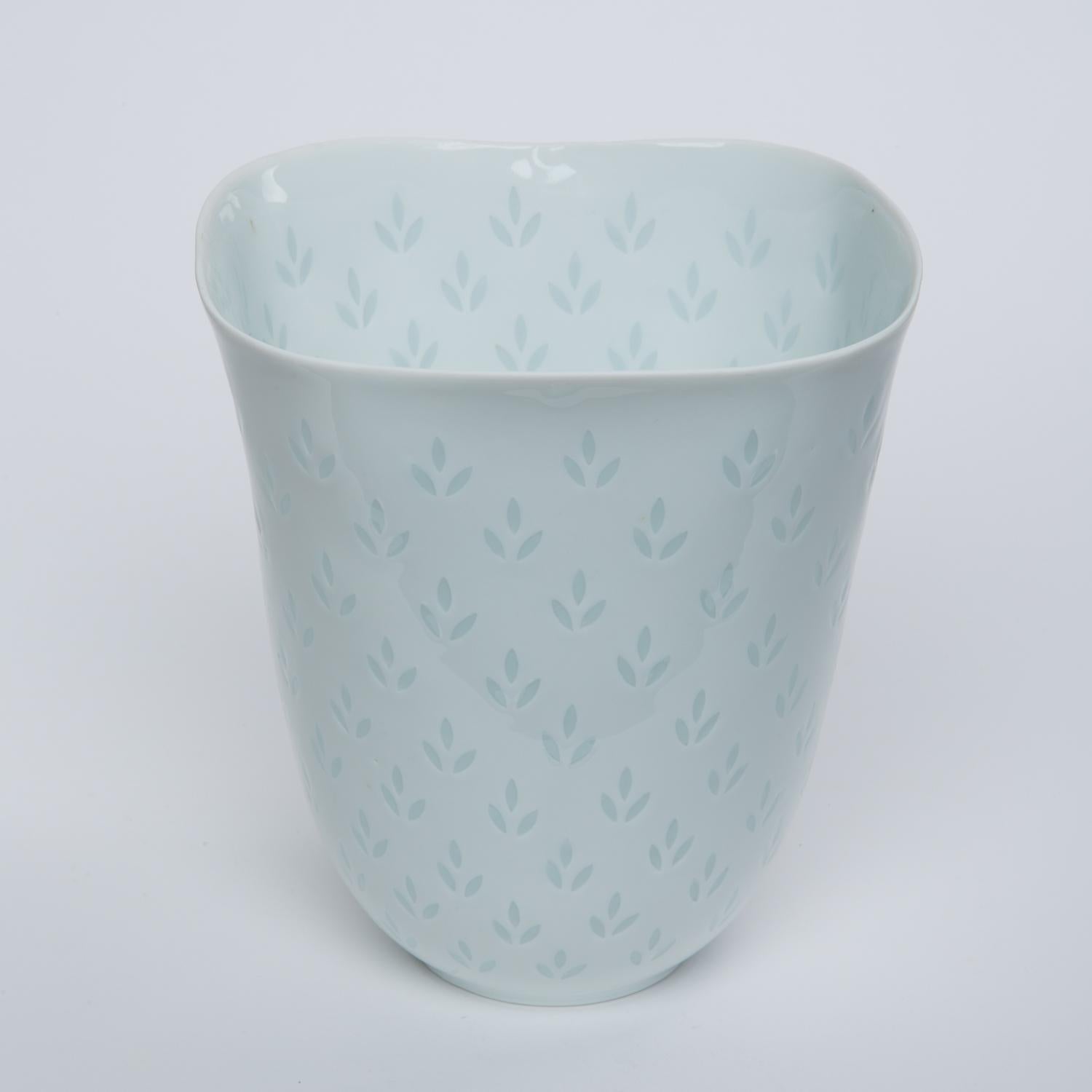 Mid-20th Century Fluted Porcelain Vase by Freidl Holzer-Kjellberg for Arabia of Finland