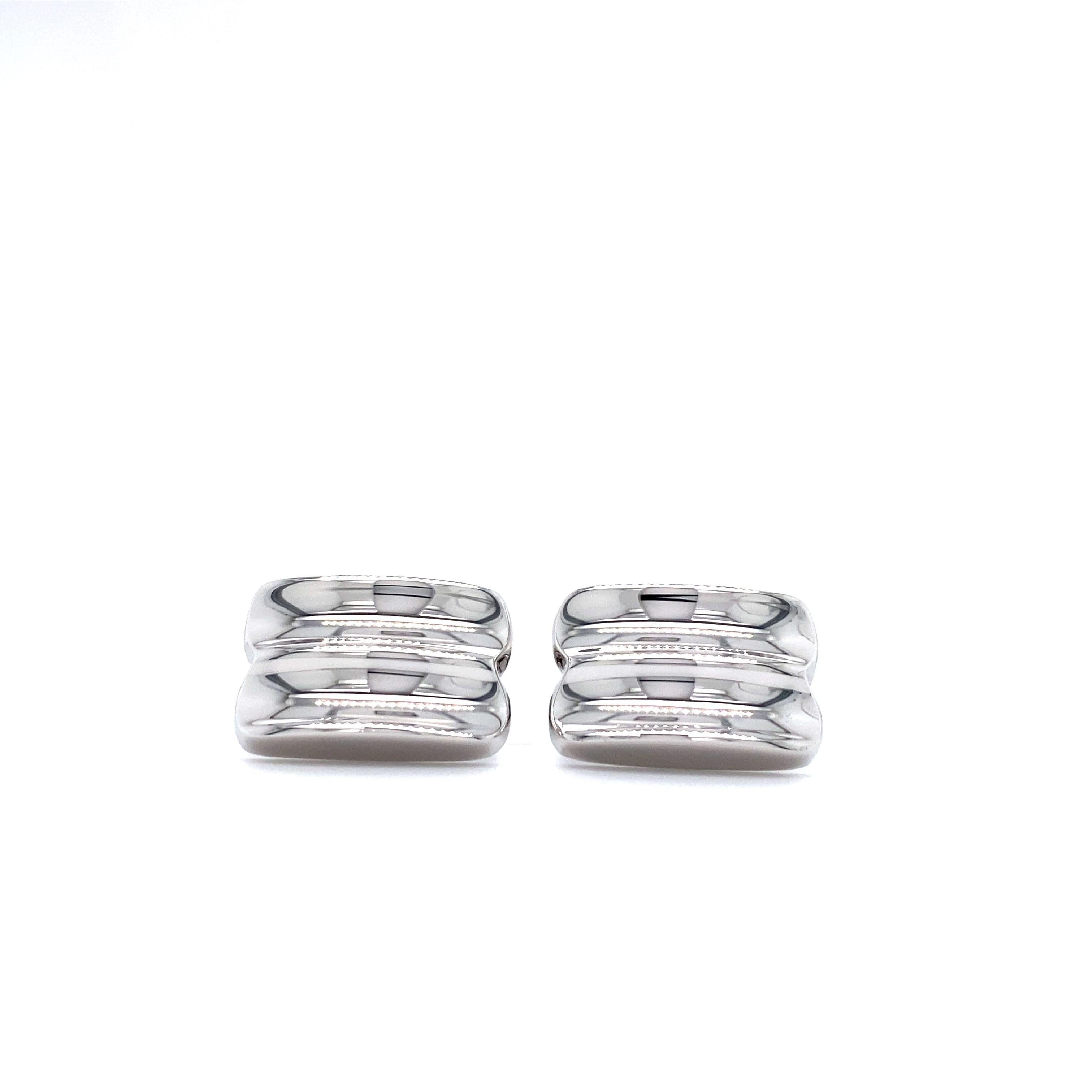 Fluted Rectangular Cufflinks in Solid 925 Sterling Silver, Rhodium Plated, 11.5 mm x 17 mm by Victor Mayer
Cufflinks made in the workshop of VICTOR MAYER in Pforzheim, Germany. The quality meets the highest standards: solid execution with a coating