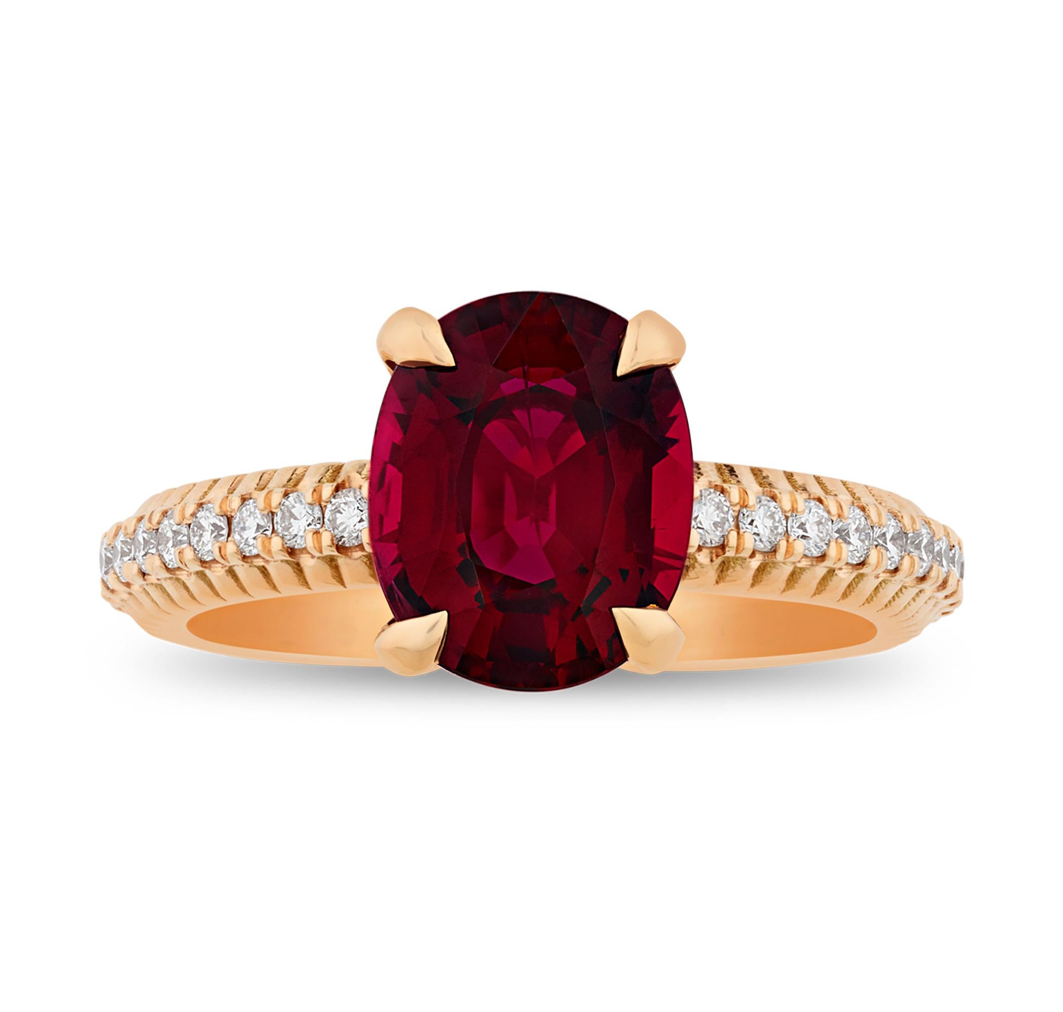 Fluted Ruby Ring, 3.08 Carats - image 4