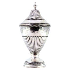 Fluted silver candy box w/ engraved plant motifs & a knob on the removable lid