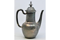 Fluted silver teapot with Royal Insignia - Crown