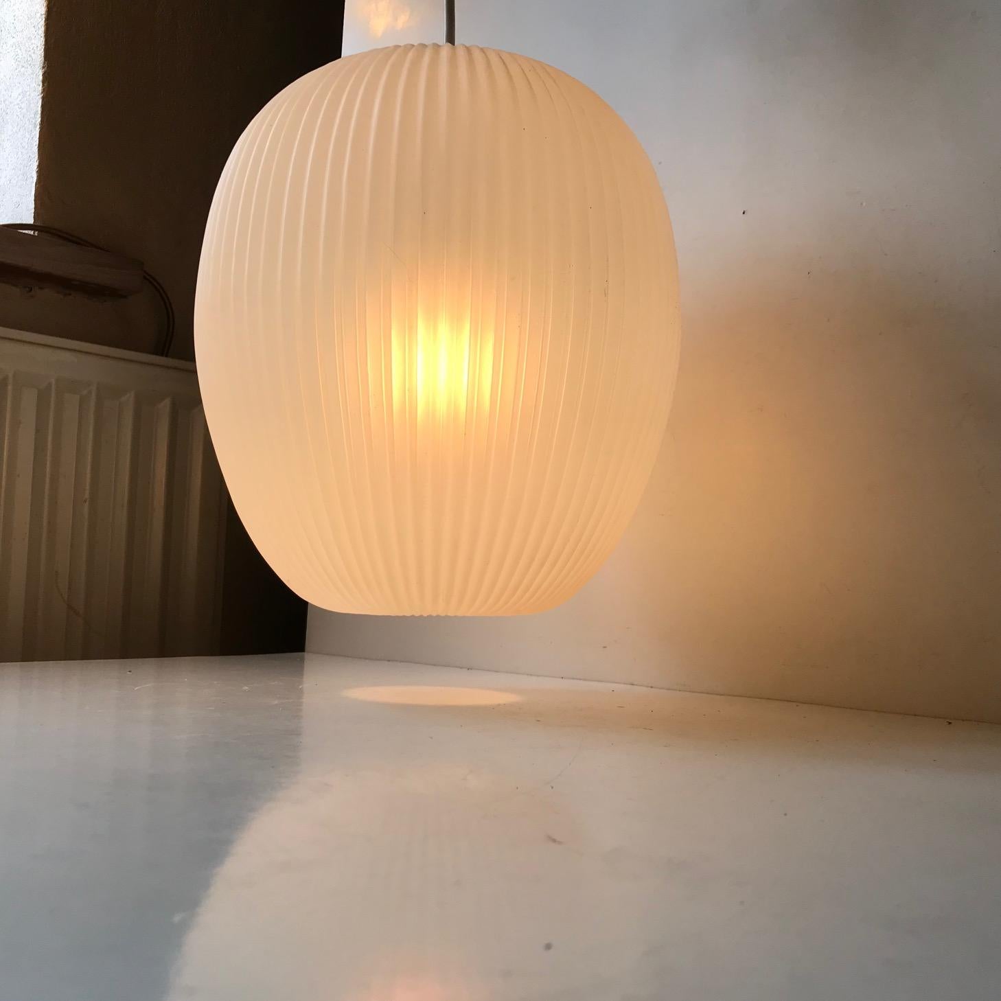 Mid-Century Modern Fluted White Mid-Century Pendant Lamp by Heifetz Rotaflex, 1960s For Sale