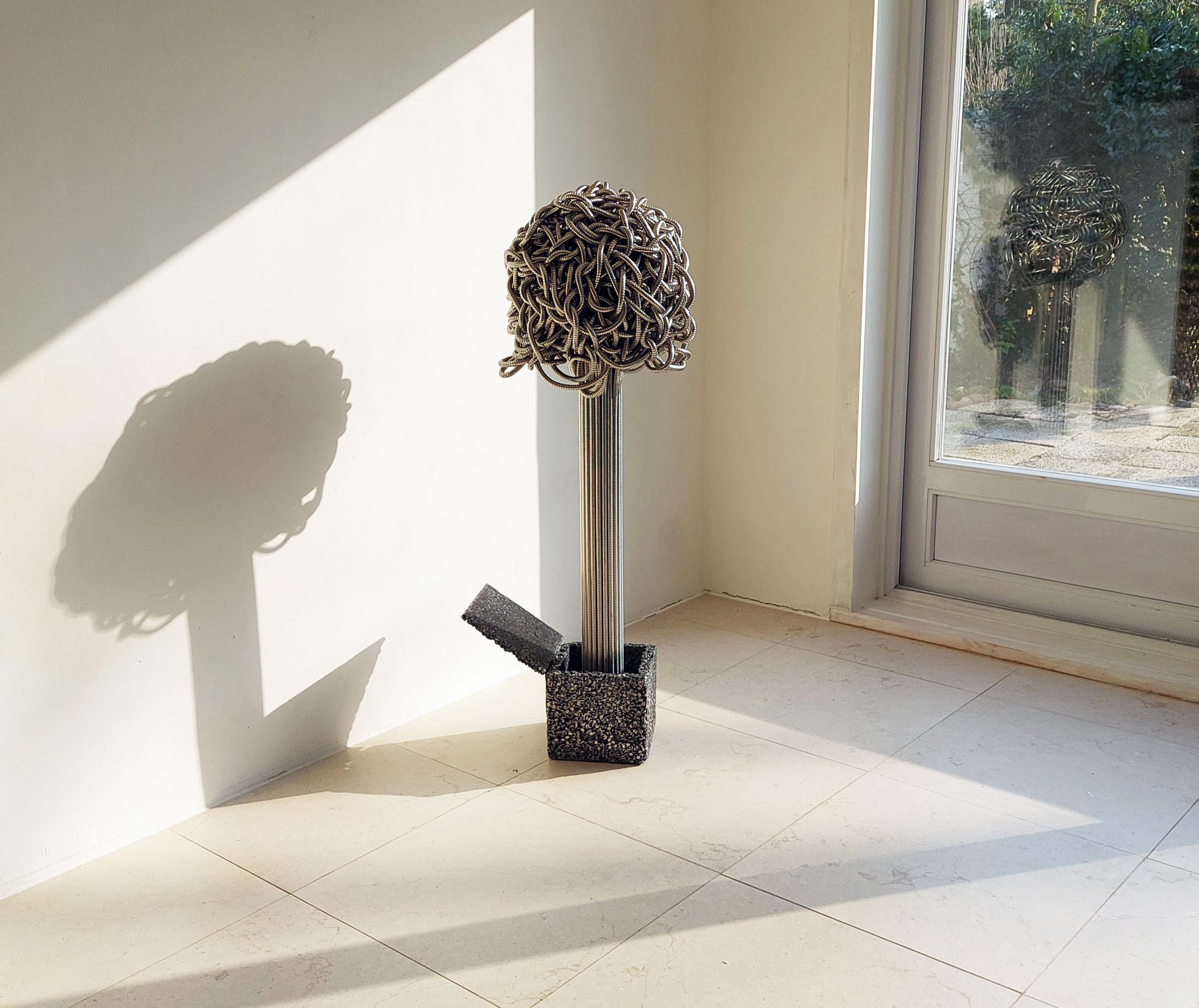 Moulage Sculpture de Jack Flux : objet organique, dynamique et cinétique en vente