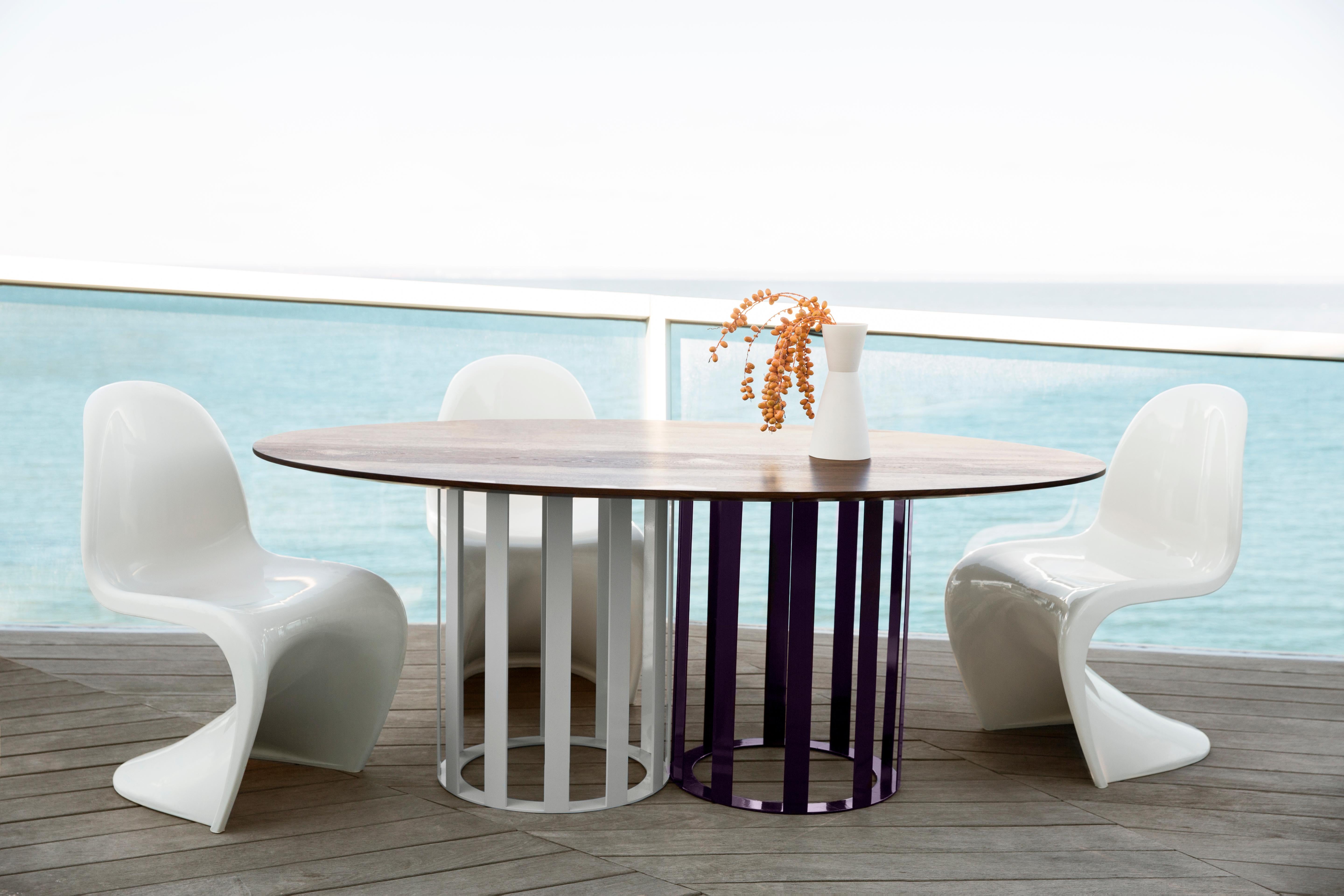 Américain  Table de salle à manger ovale Flux par Pieces, moderne et personnalisable en bois de pierre et verre en vente